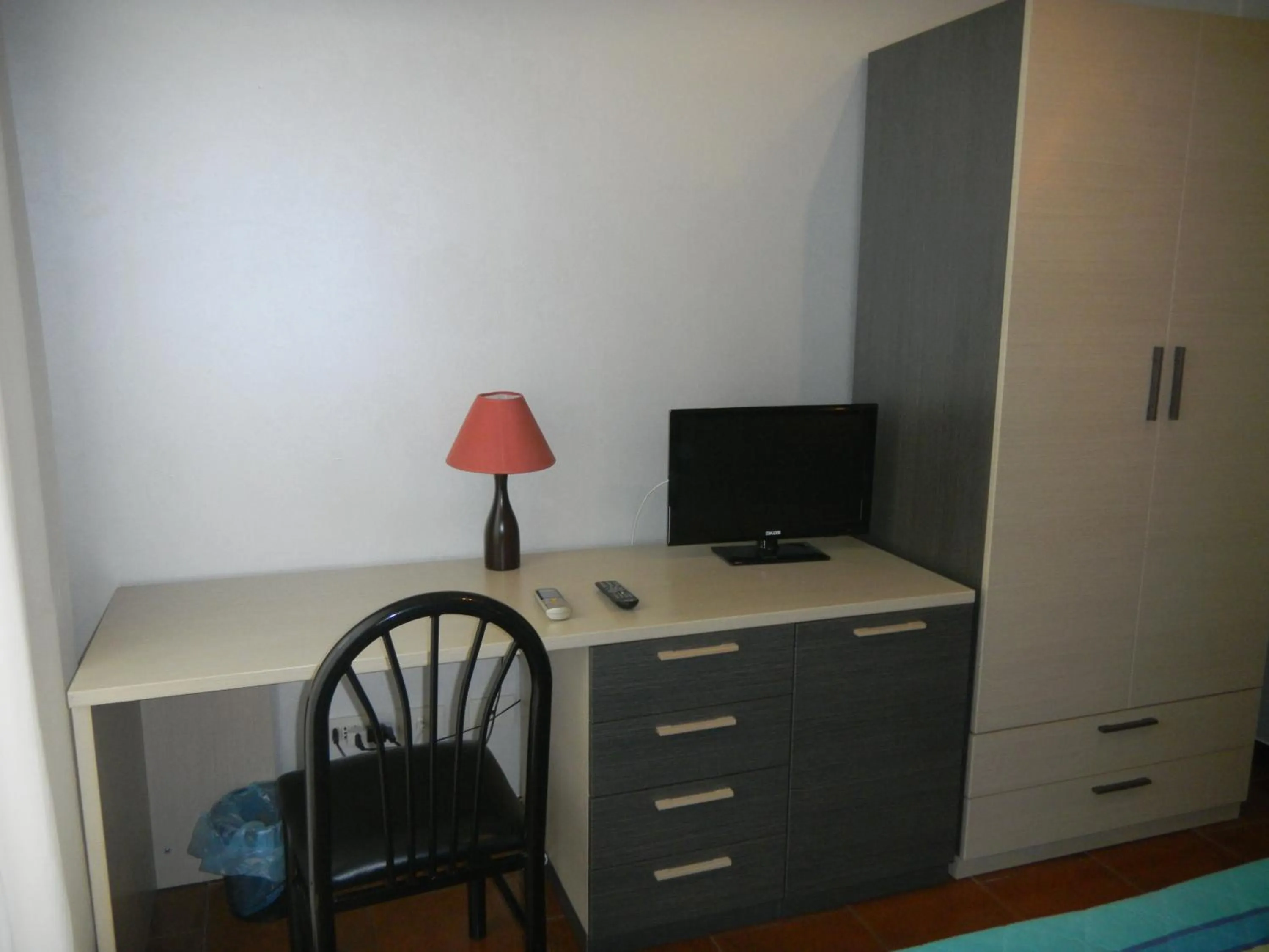 Photo of the whole room in L'elefante