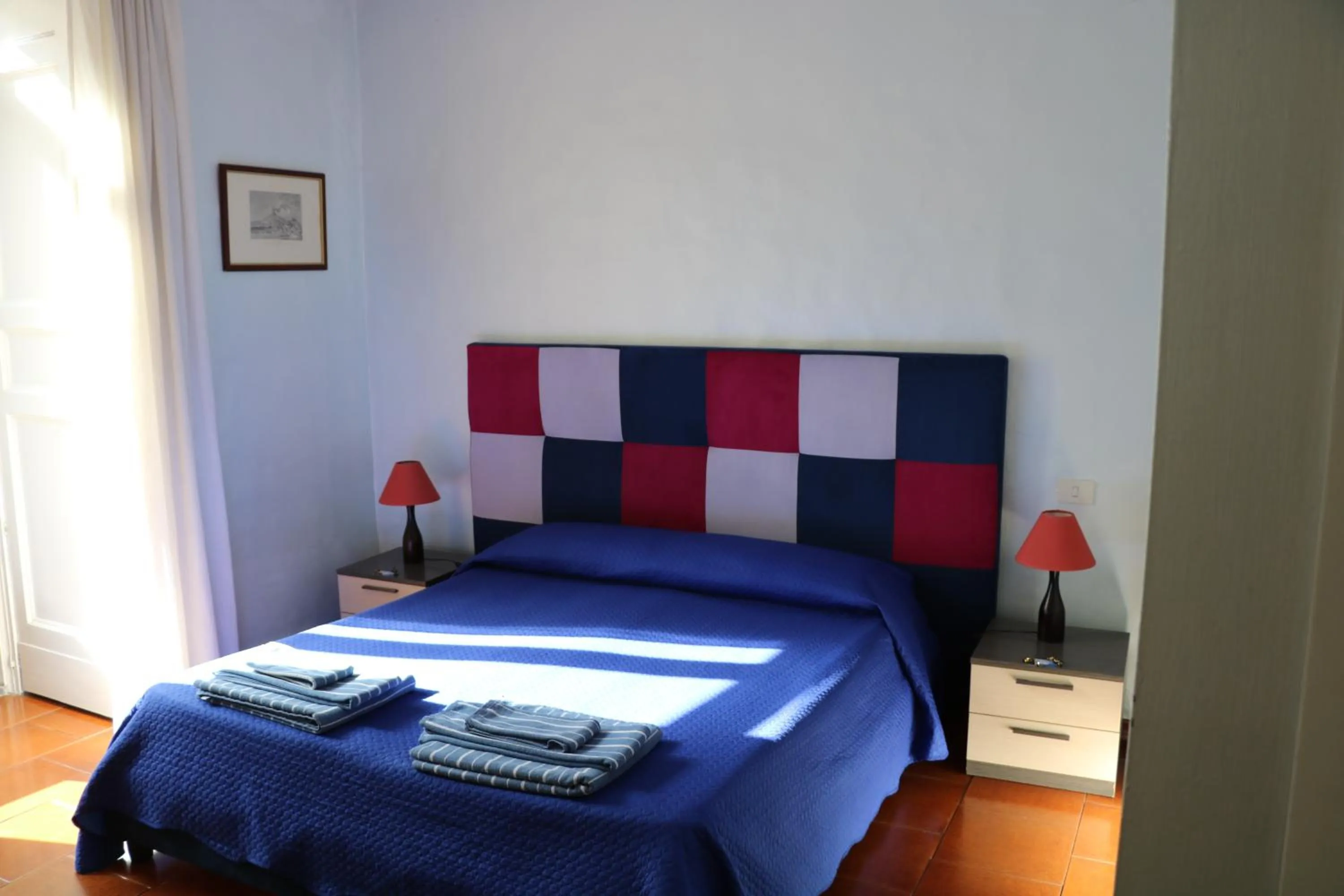 Photo of the whole room, Bed in L'elefante