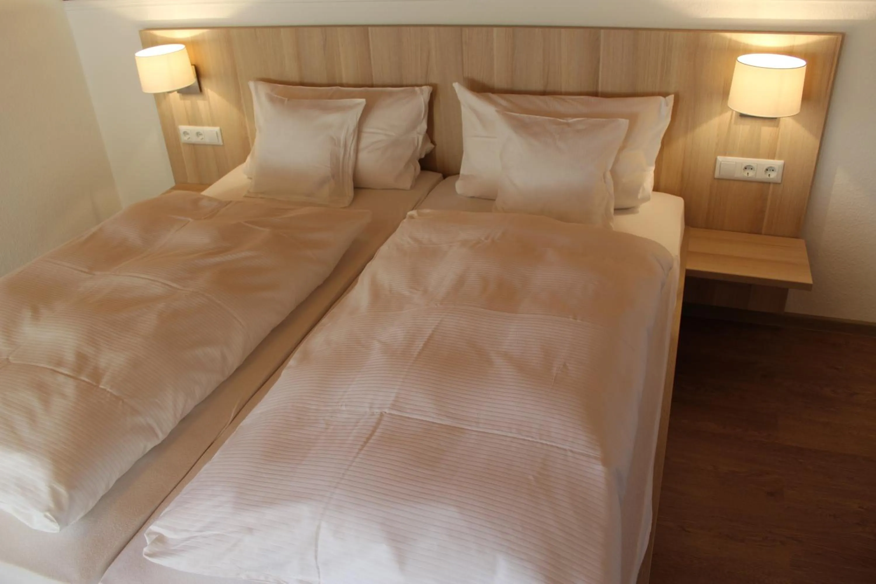 Bed in Gasthof und Pension zum Löwen