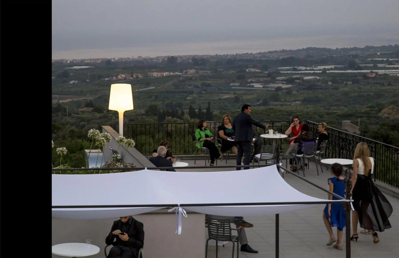 Talè Restaurant & Suite