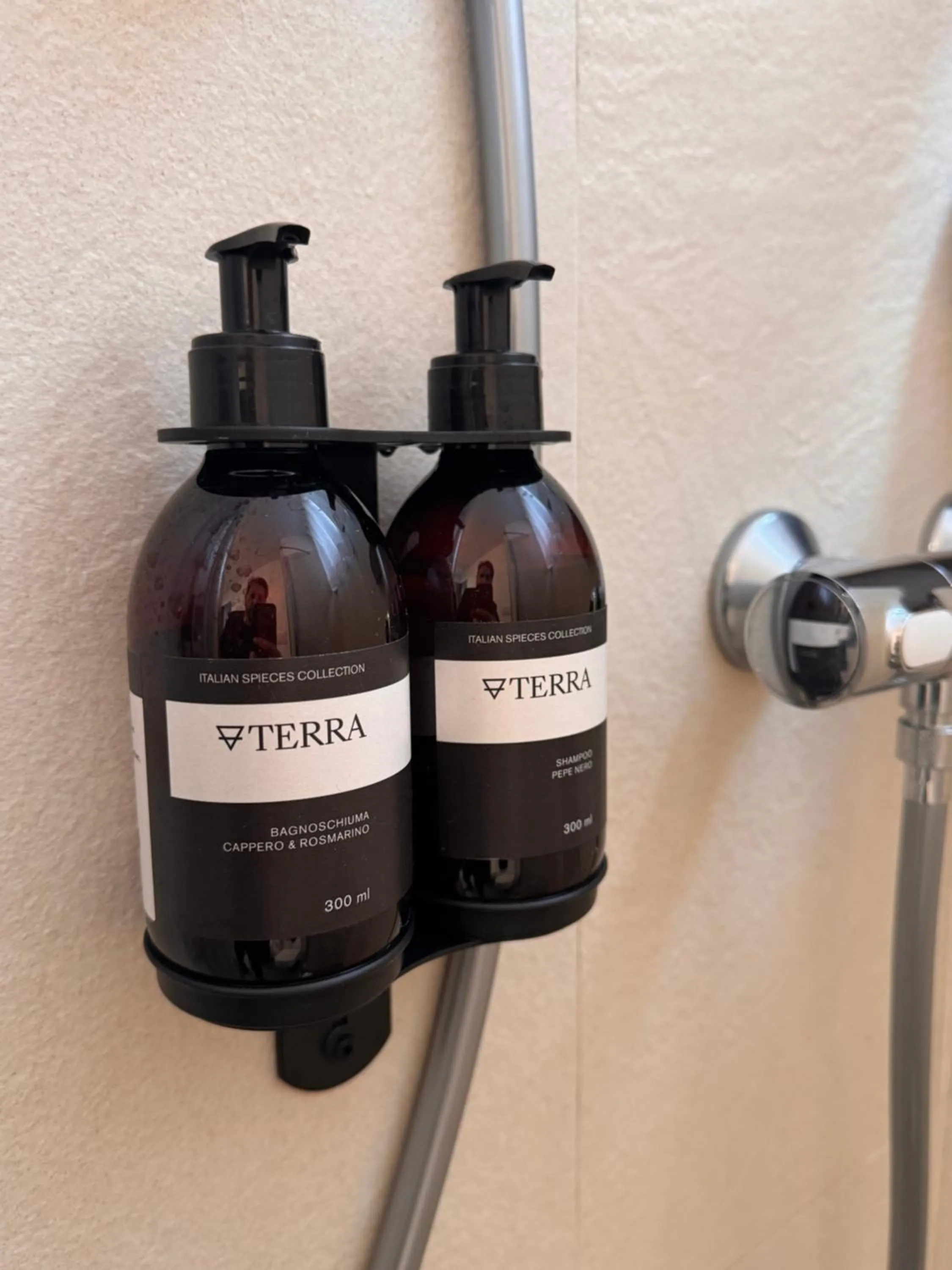 Talè Restaurant & Suite