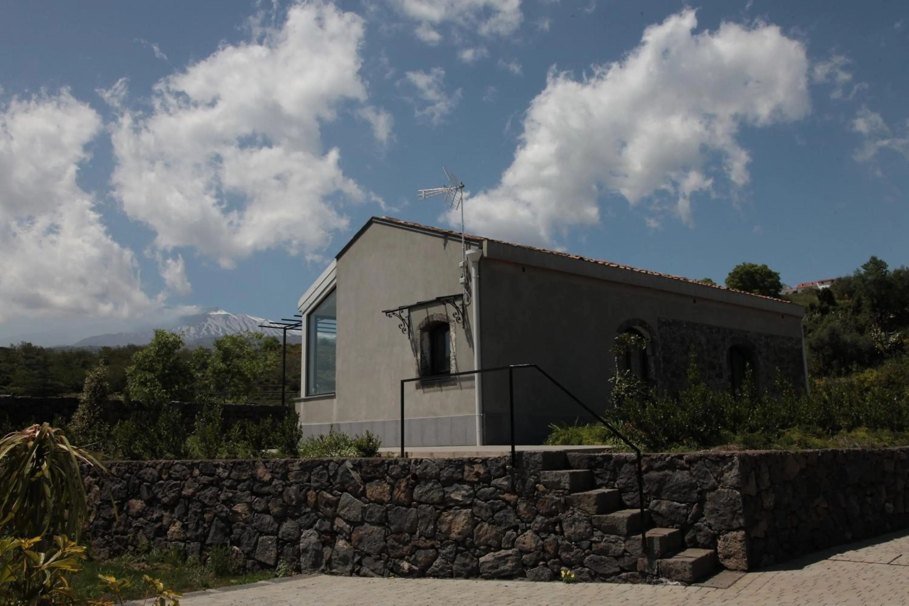 Talè Restaurant & Suite