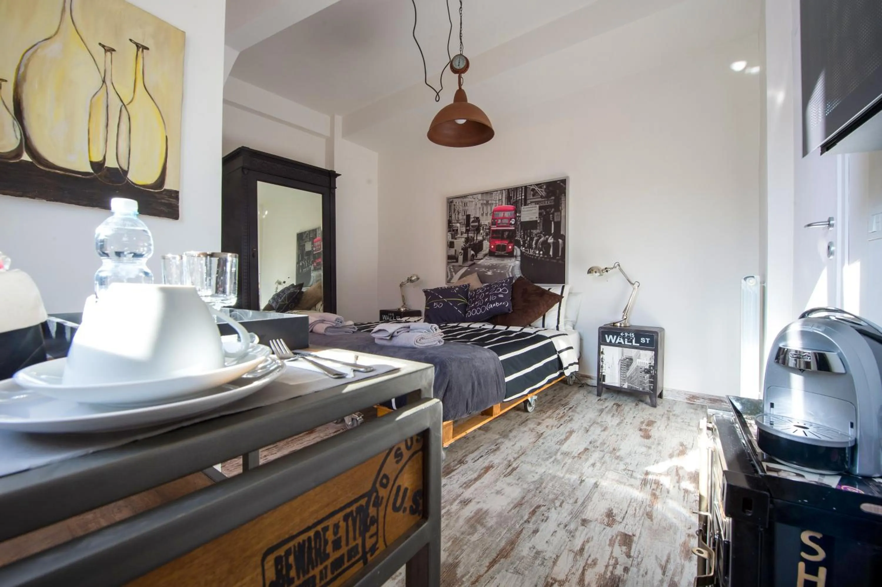 Photo of the whole room, Bed in Letto e Latte Roma Guest House