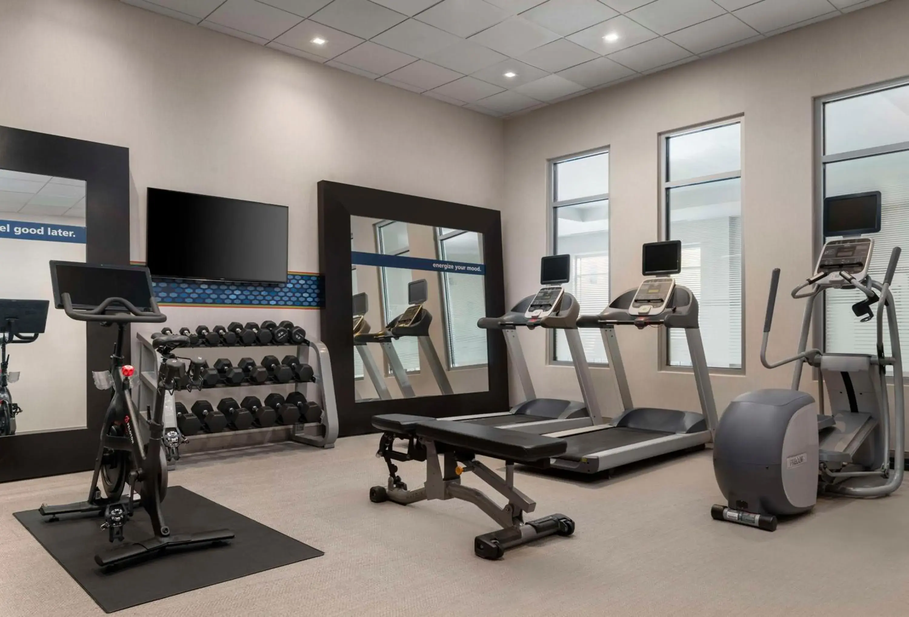 Fitness centre/facilities in Hampton Inn & Suites-Worcester, MA Fitness centre/facilities in Hampton Inn & Suites-Worcester, MA