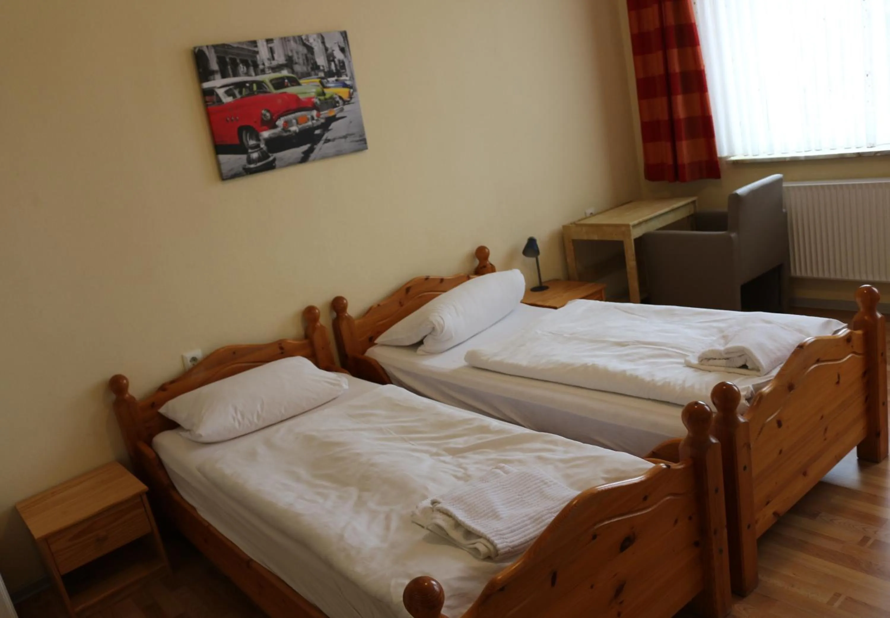 Photo of the whole room, Bed in Landgasthof Schönecke
