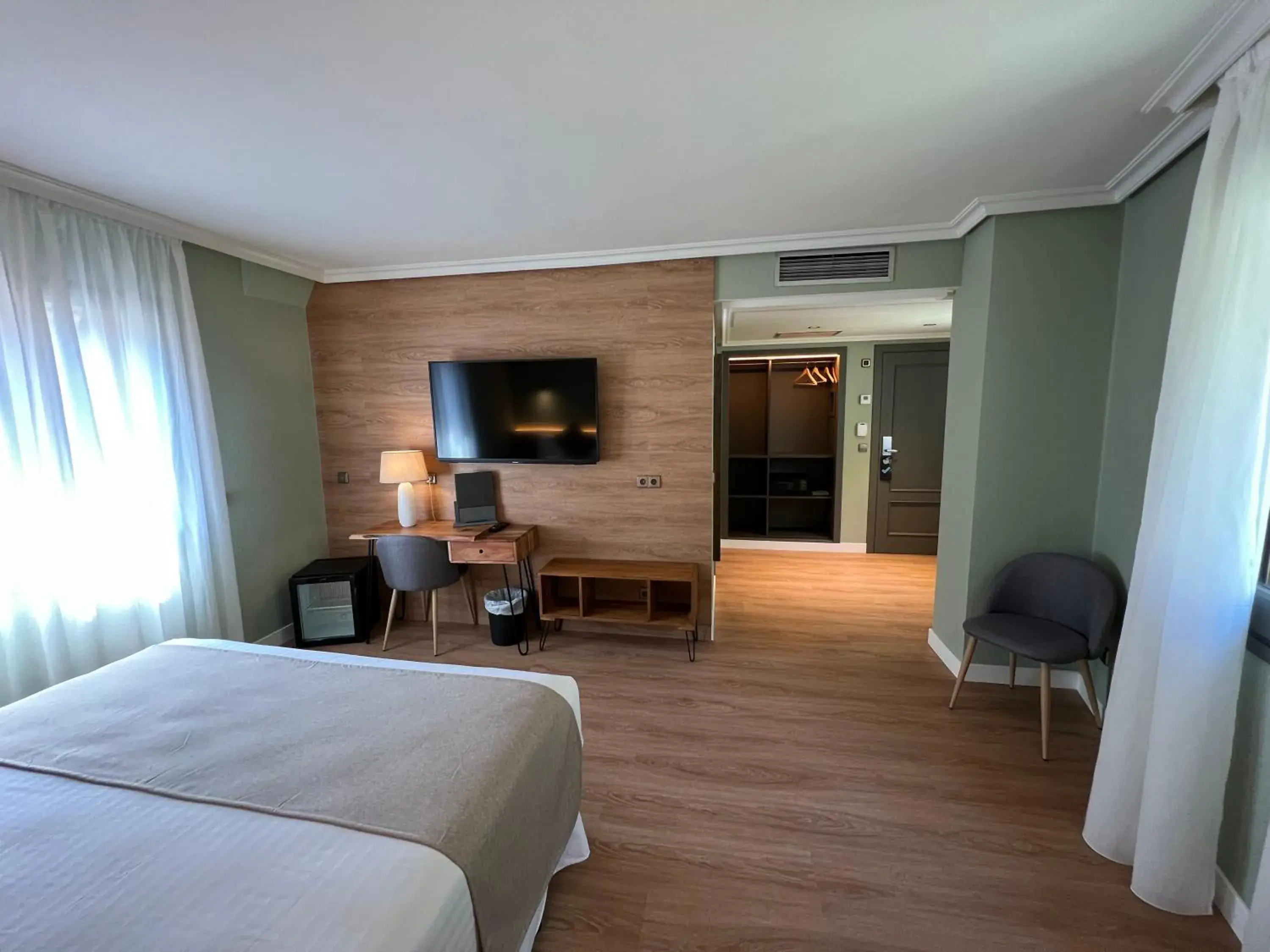 Photo of the whole room, Bed in Yomo Imperial Photo of the whole room, Bed in Yomo Imperial