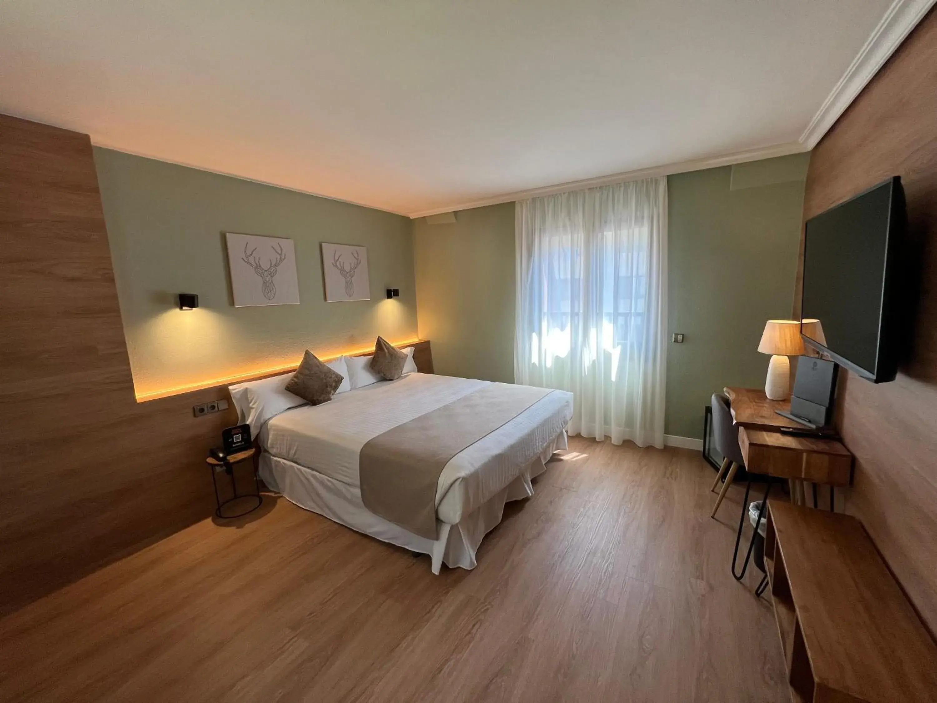 Bed in Yomo Imperial Bed in Yomo Imperial