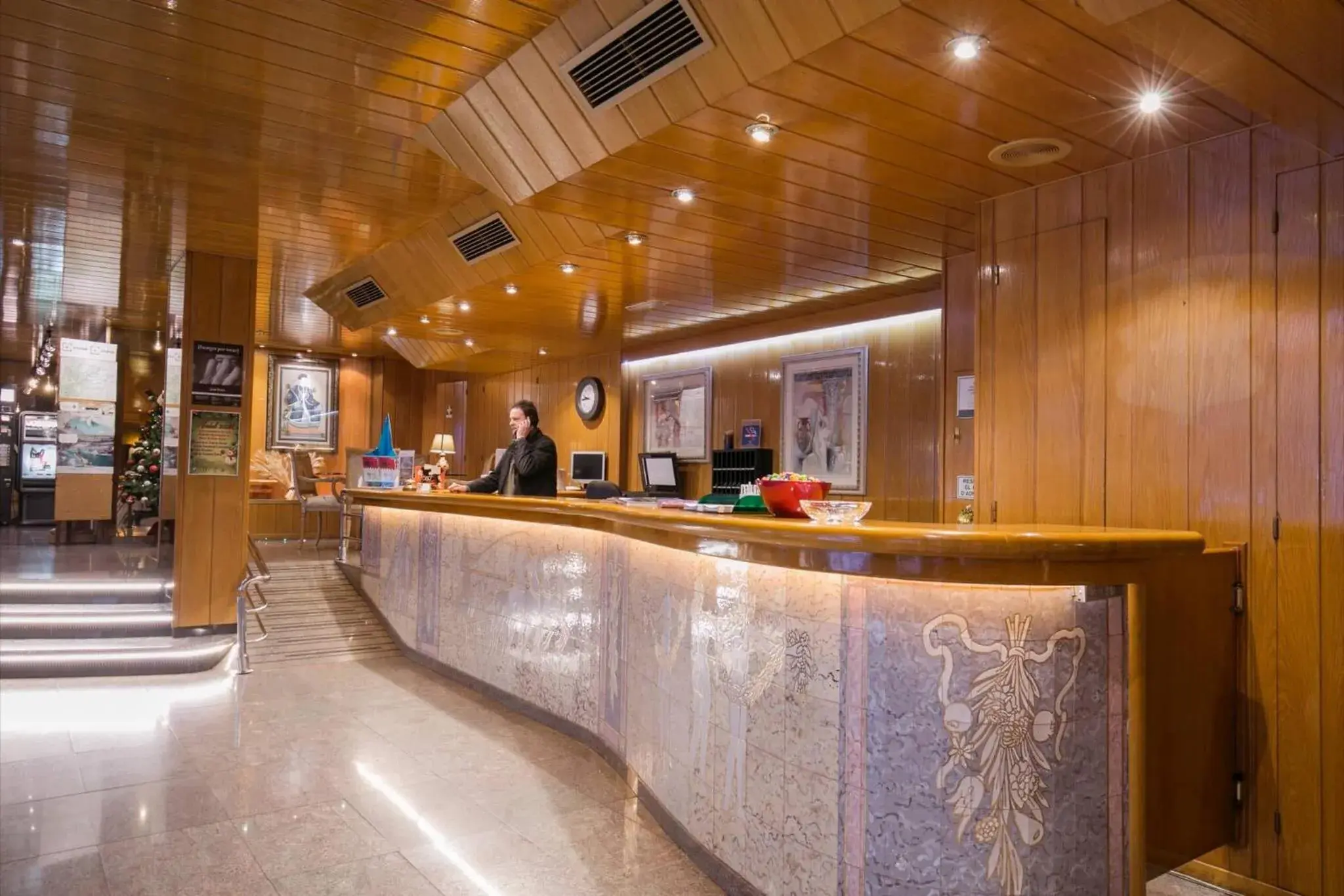 Lobby or reception in Yomo Imperial Lobby or reception in Yomo Imperial