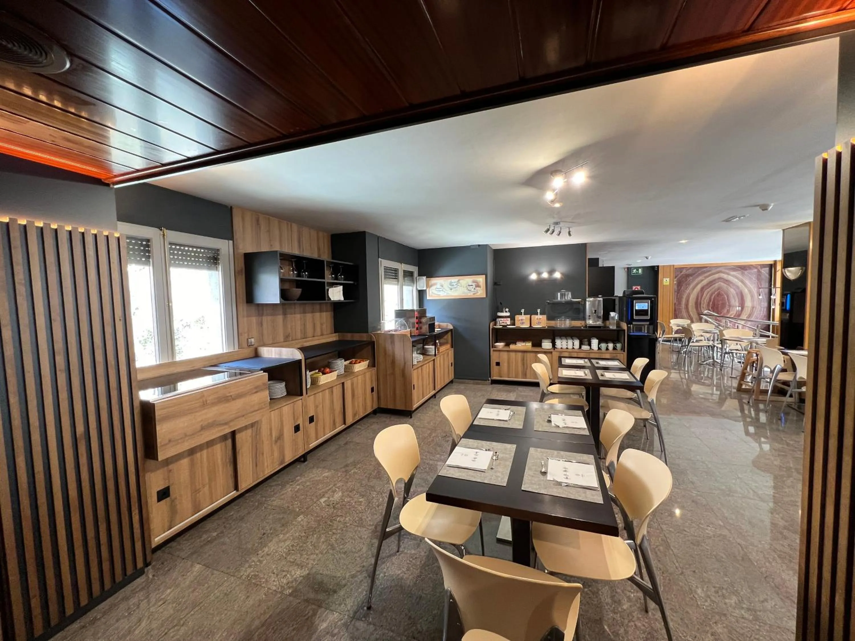 Breakfast in Yomo Imperial