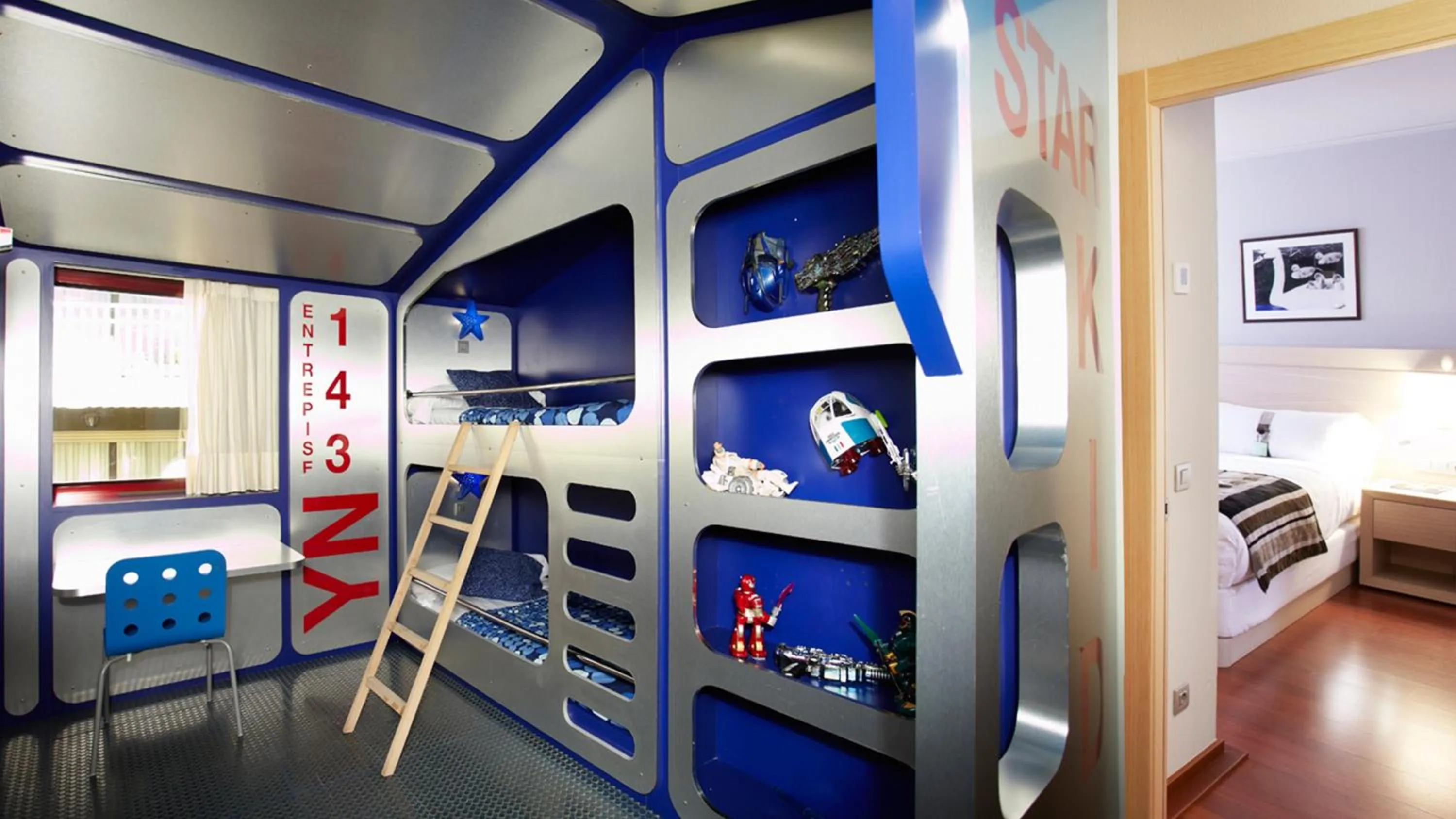 Photo of the whole room, Bed in Suites Plaza Hotel & Wellness