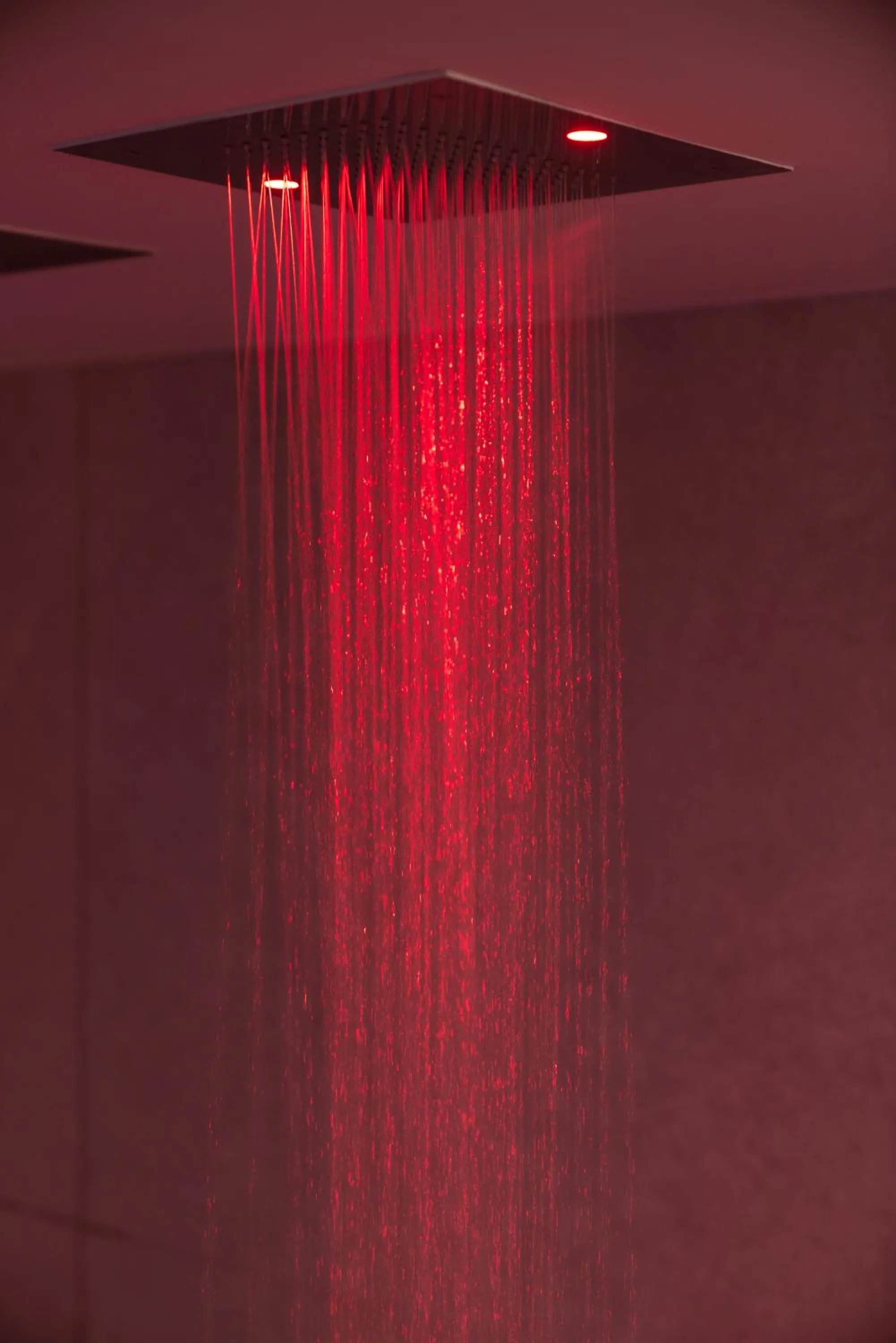 Spa and wellness centre/facilities in Suites Plaza Hotel & Wellness