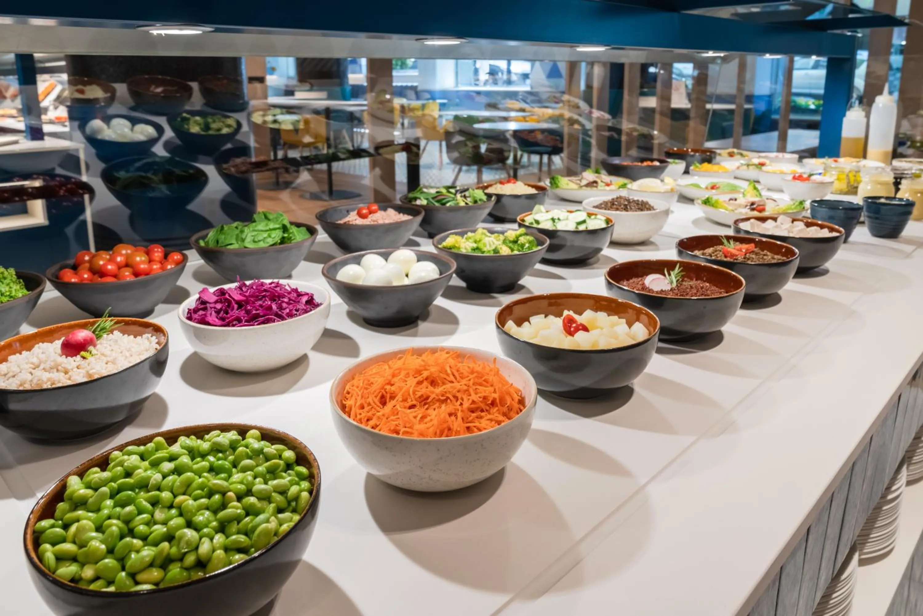 Restaurant/places to eat in Suites Plaza Hotel & Wellness