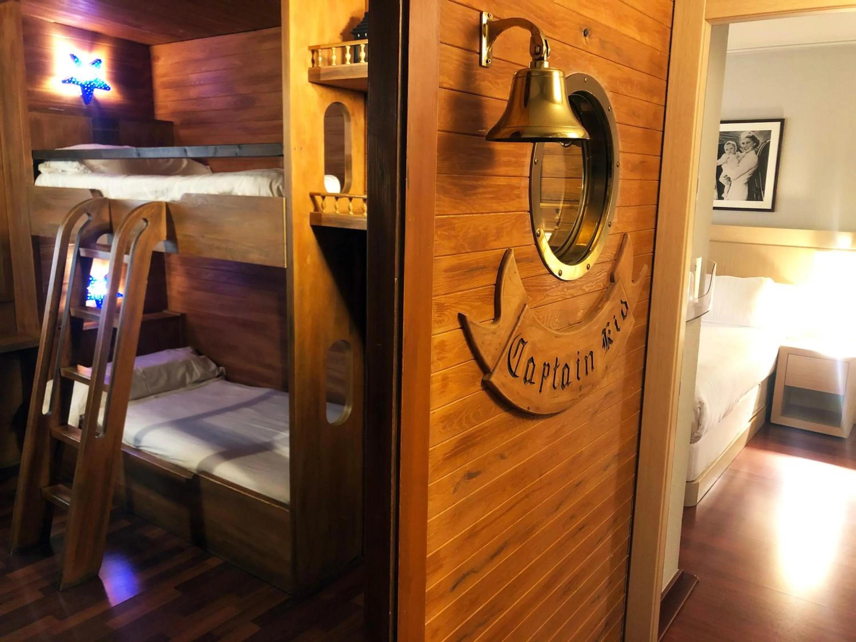 bunk bed, Bed in Suites Plaza Hotel & Wellness