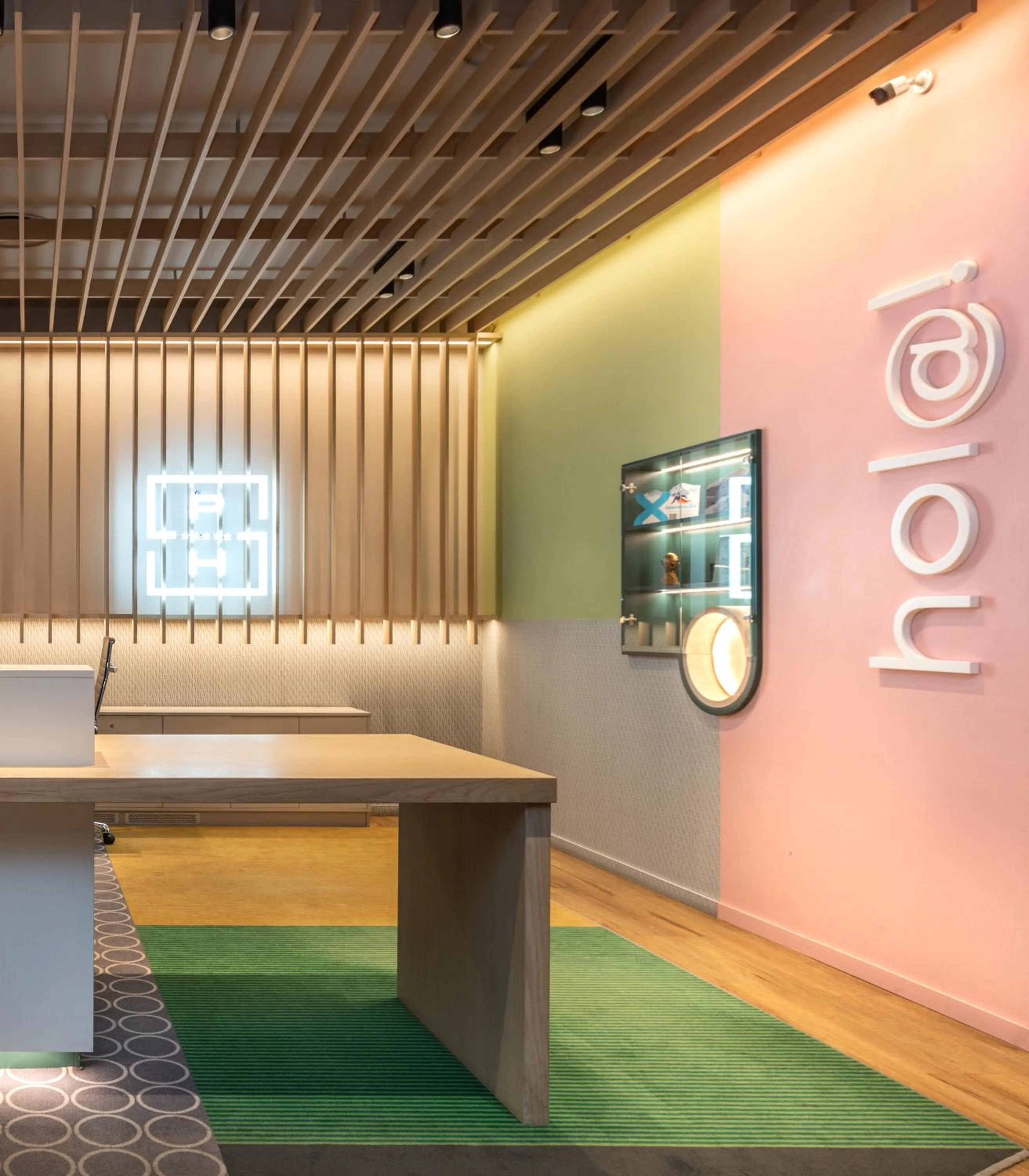 Lobby or reception in Suites Plaza Hotel & Wellness