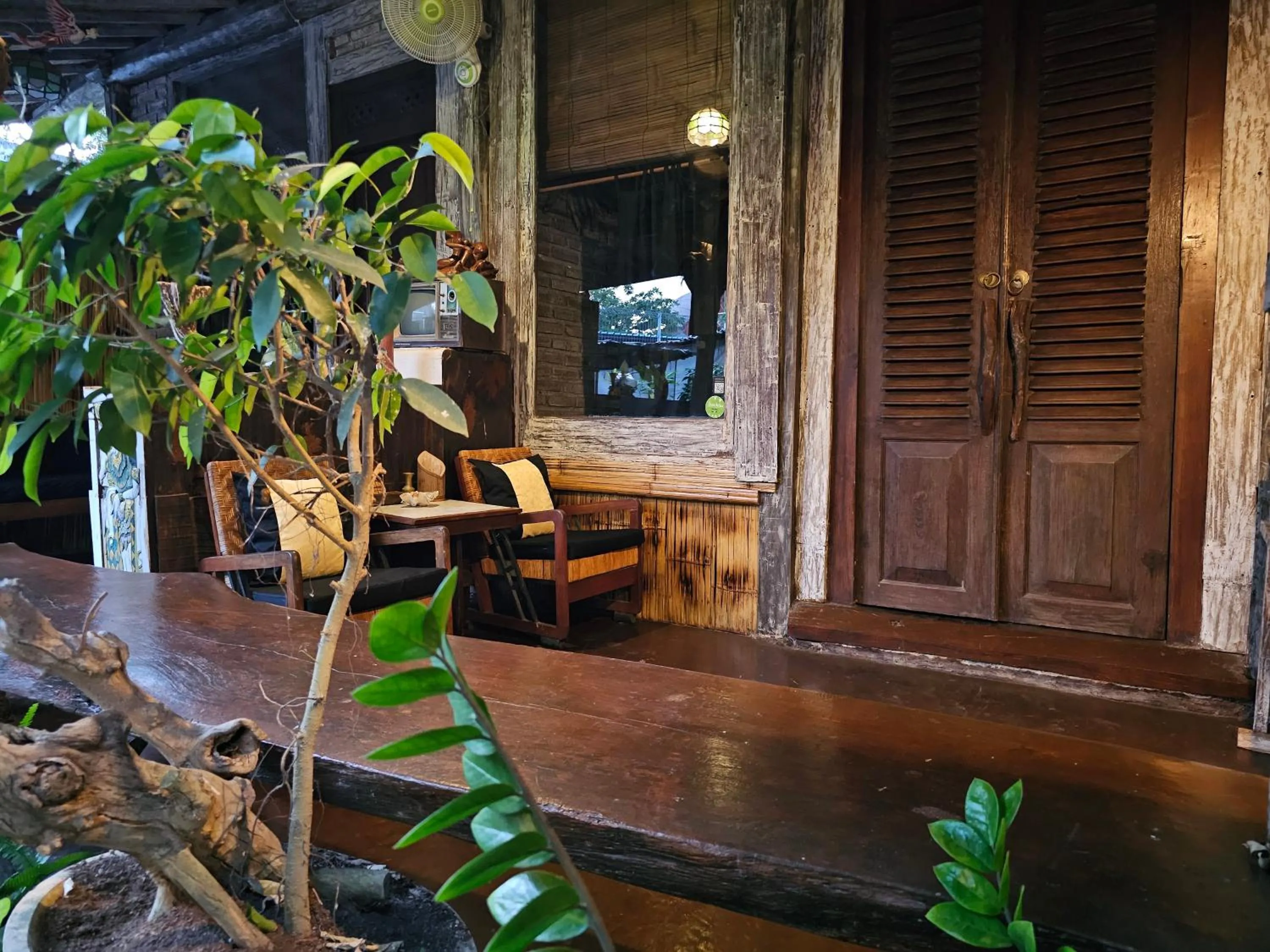 Balcony/Terrace in Santhiku Hotel & SPA