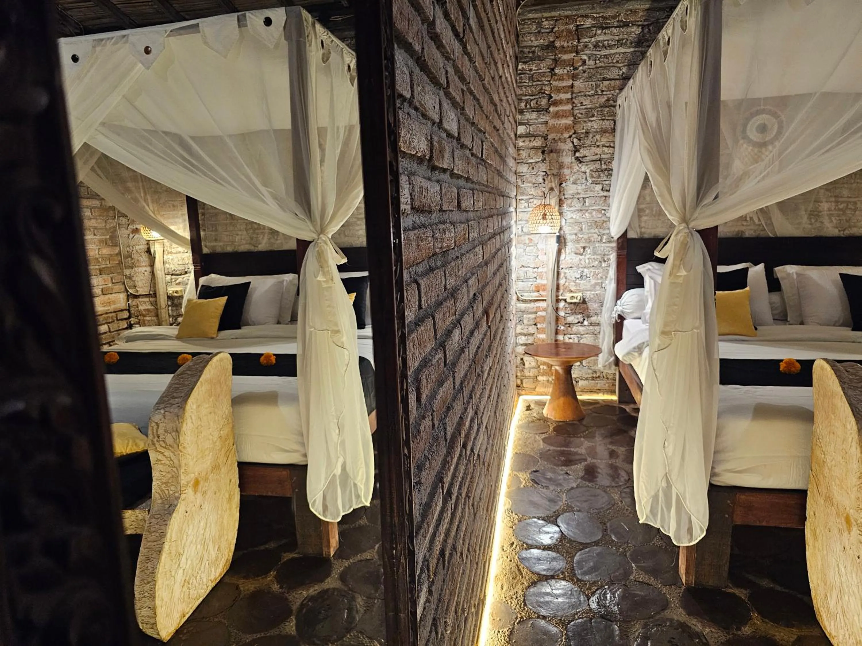 Bedroom, Bed in Santhiku Hotel & SPA