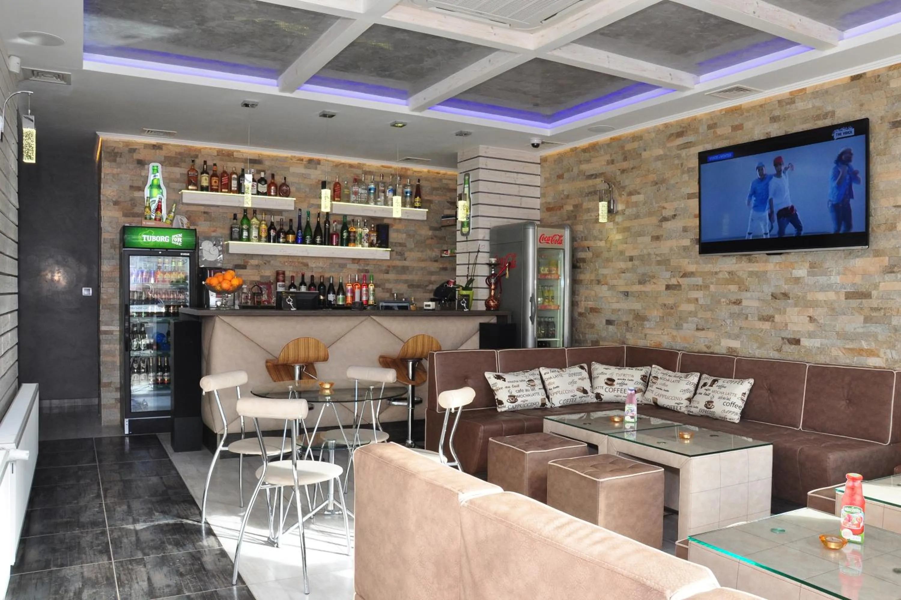 Restaurant/places to eat in Lombardi Family Hotel