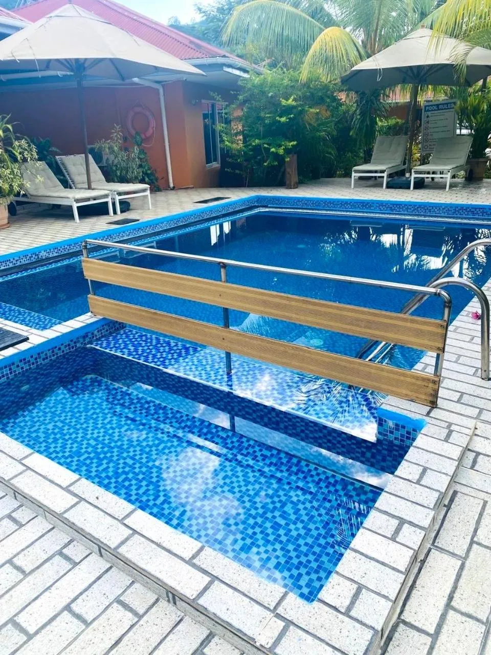 Alha Villa