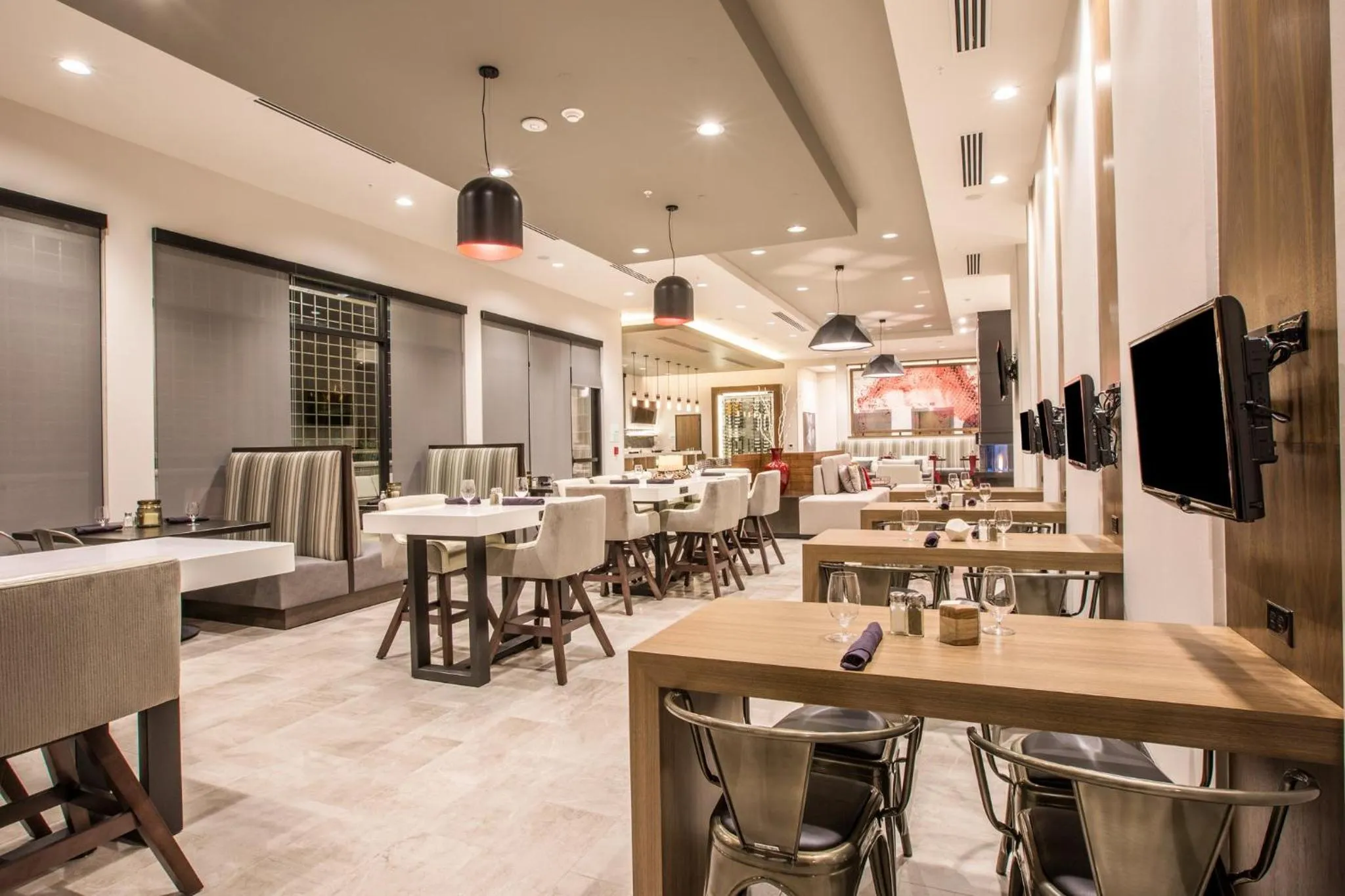 Restaurant/places to eat in Holiday Inn Portland West - Hillsboro by IHG