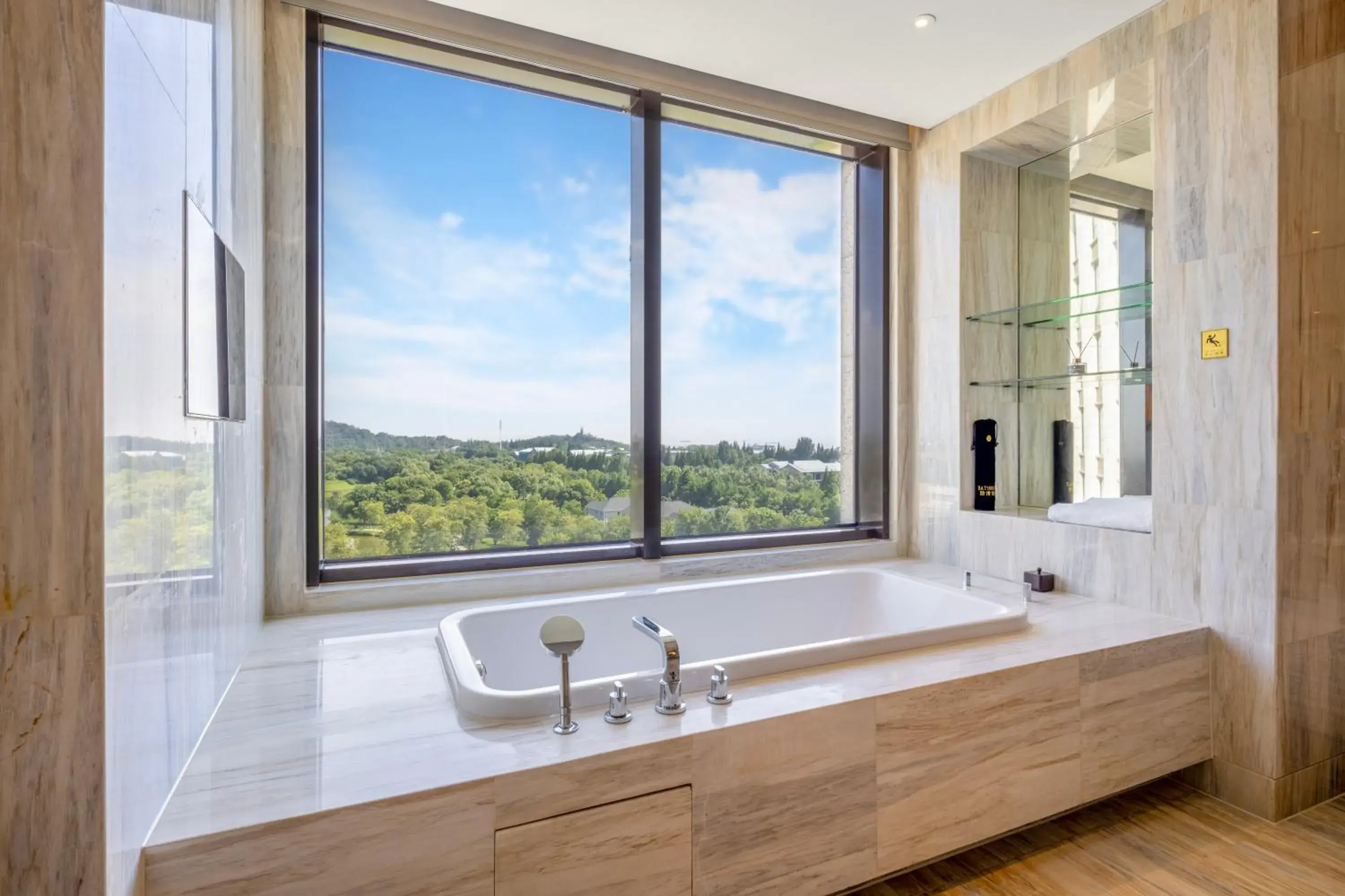 Bath in InterContinental Nantong by IHG-Best view of yangtze Bath in InterContinental Nantong by IHG-Best view of yangtze