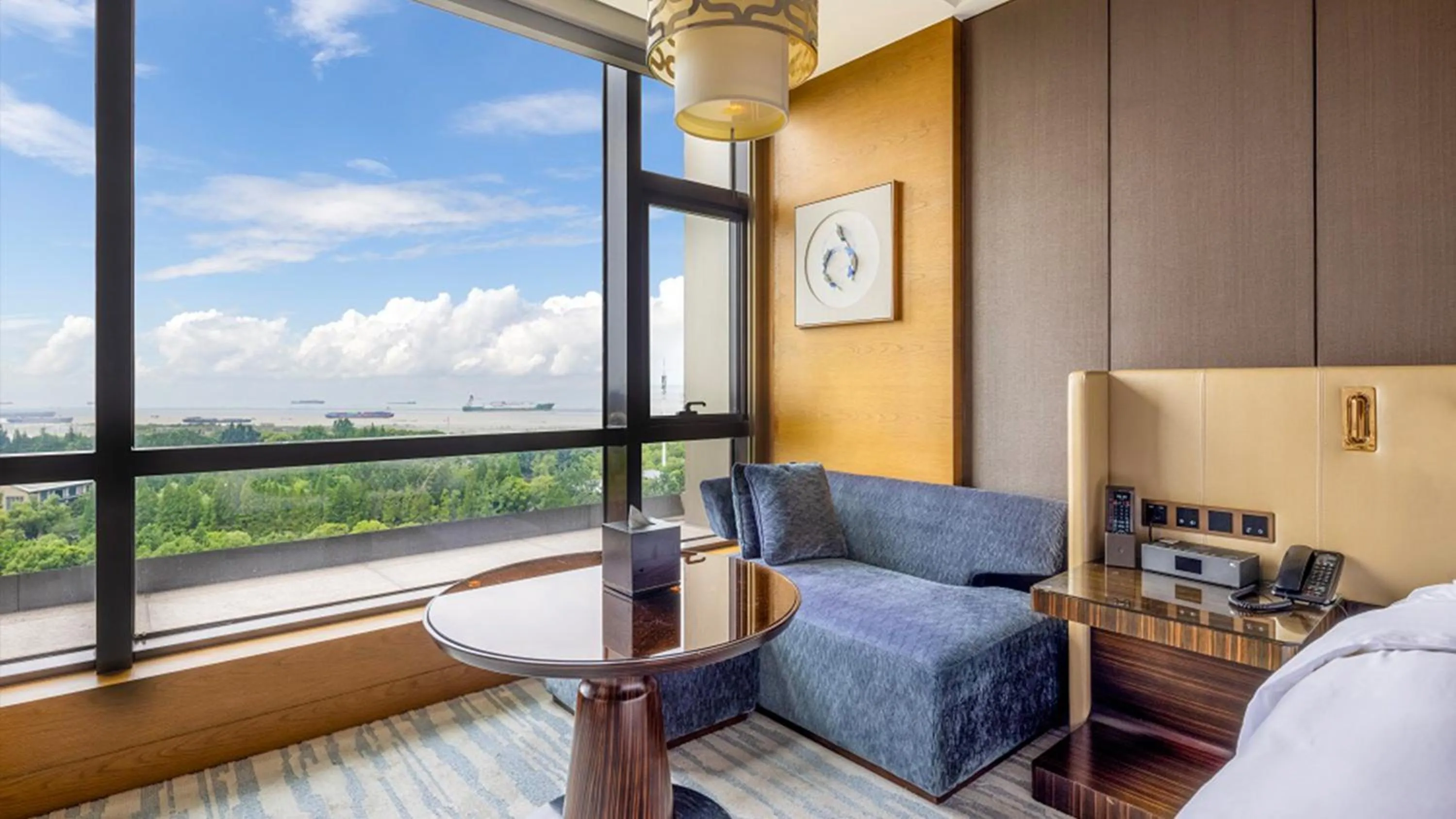 Photo of the whole room in InterContinental Nantong by IHG-Best view of yangtze