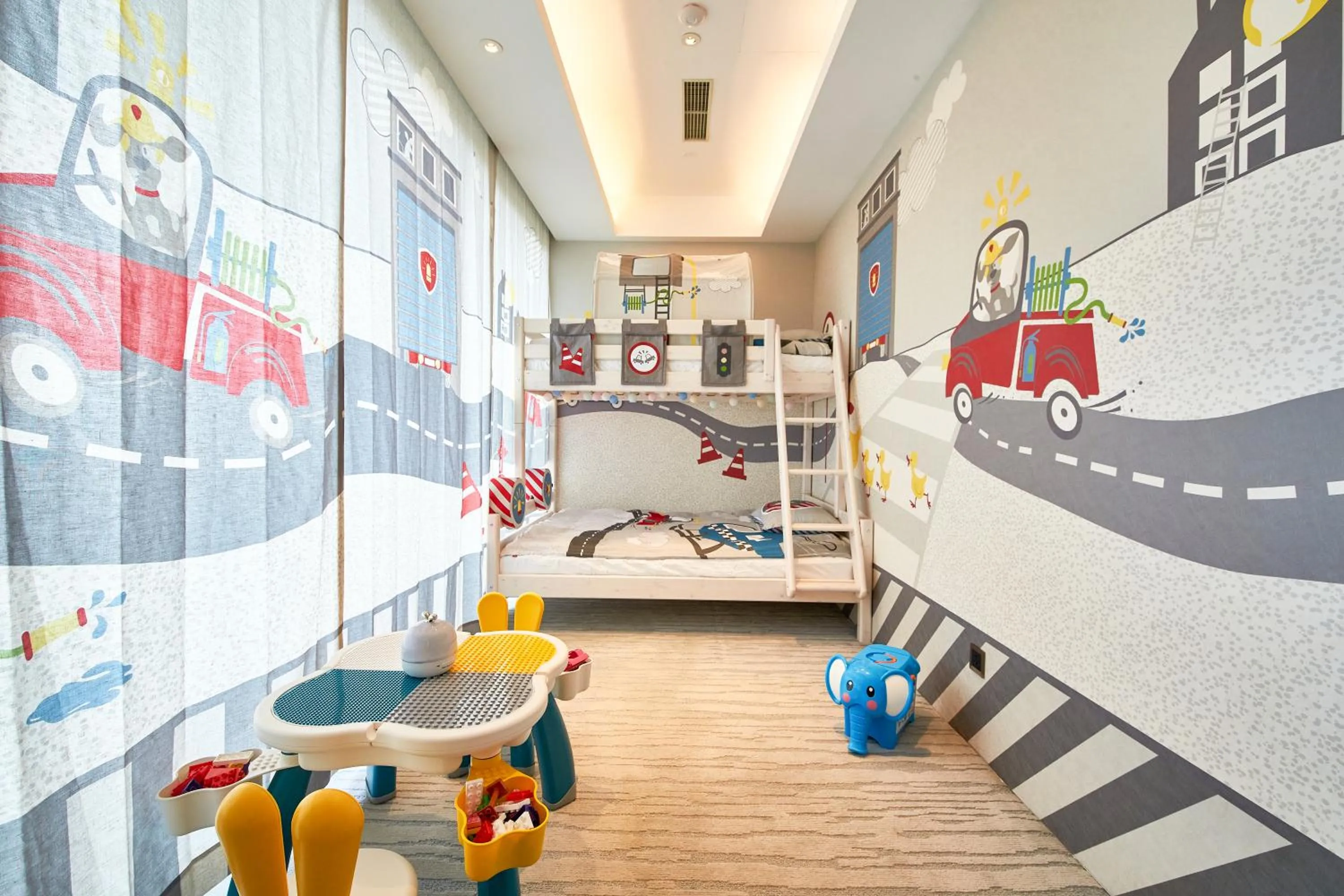 children, Bed in InterContinental Nantong by IHG-Best view of yangtze