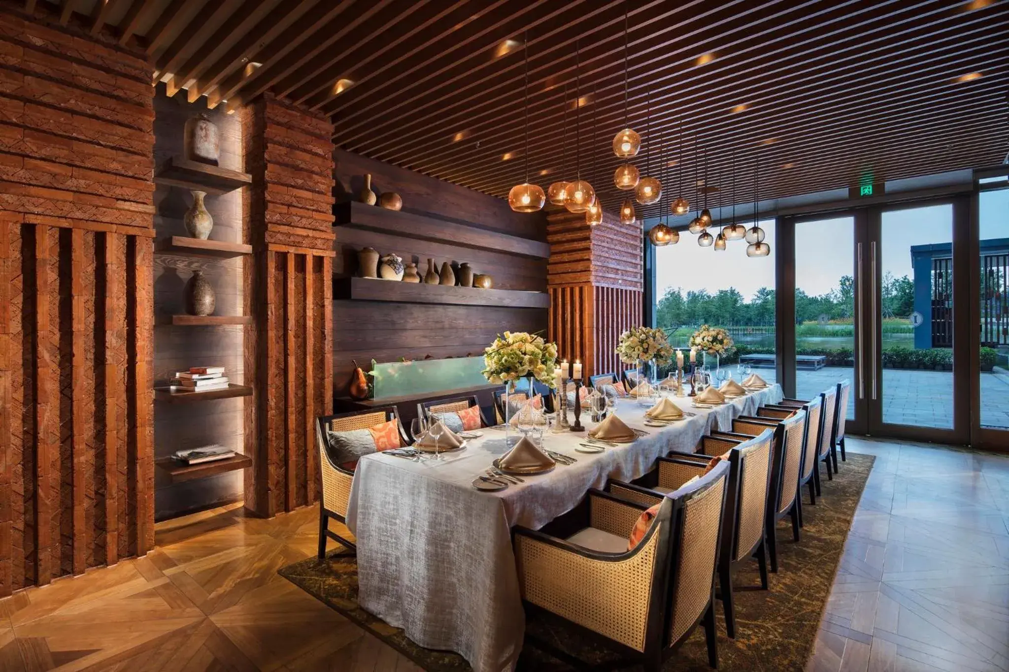 Restaurant/places to eat in InterContinental Nantong by IHG-Best view of yangtze Restaurant/places to eat in InterContinental Nantong by IHG-Best view of yangtze