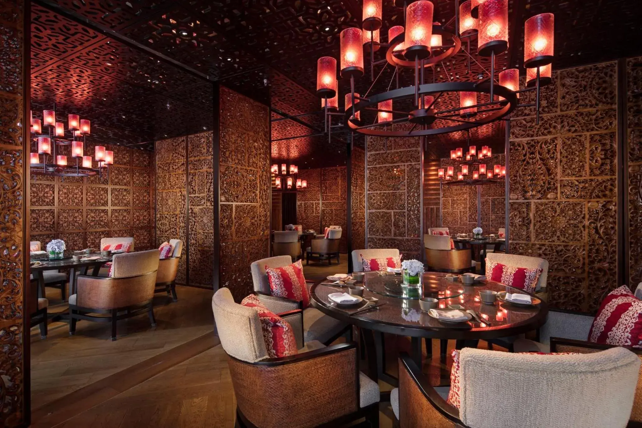 Restaurant/places to eat in InterContinental Nantong by IHG-Best view of yangtze Restaurant/places to eat in InterContinental Nantong by IHG-Best view of yangtze