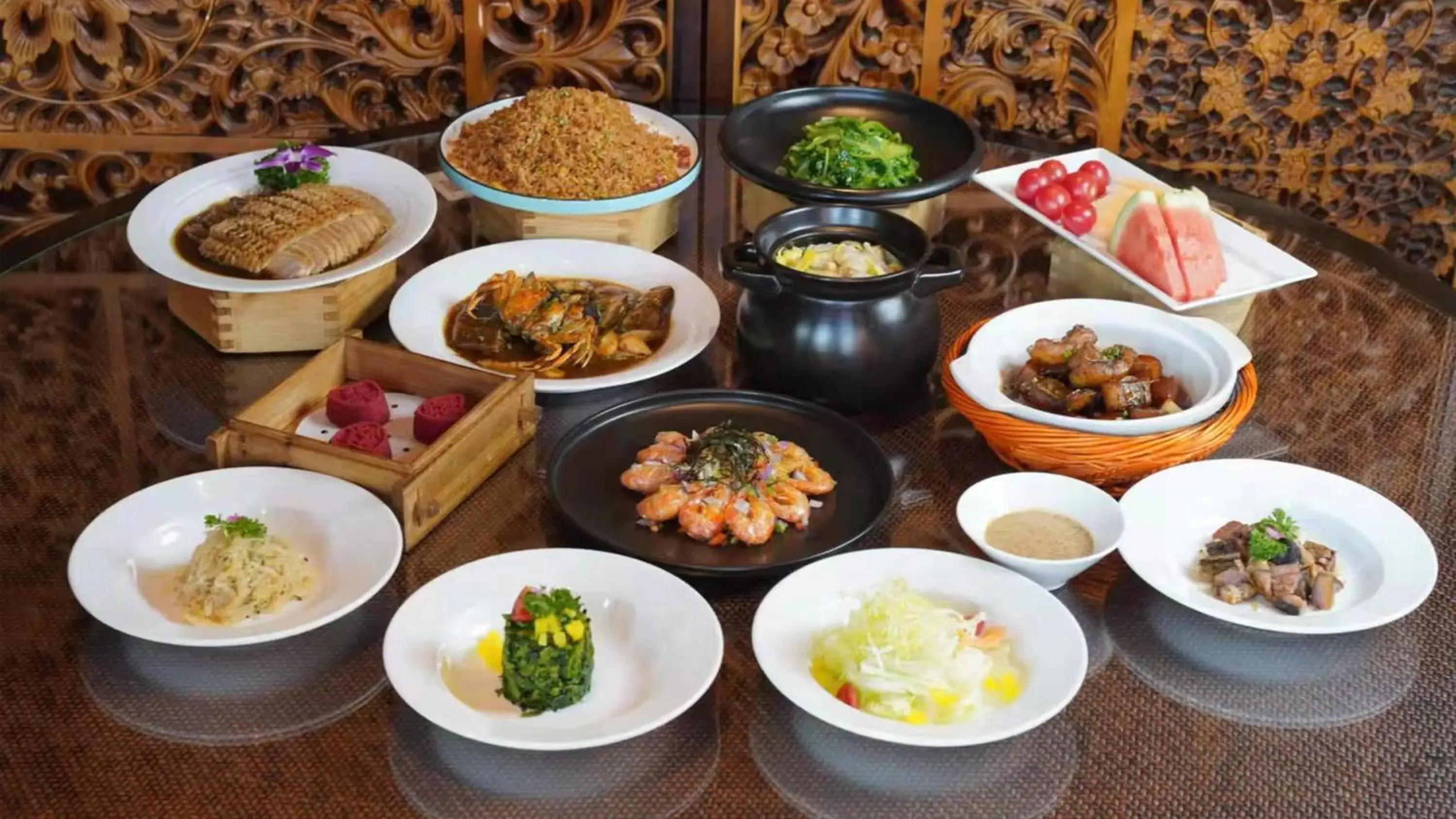 Restaurant/places to eat in InterContinental Nantong by IHG-Best view of yangtze Restaurant/places to eat in InterContinental Nantong by IHG-Best view of yangtze