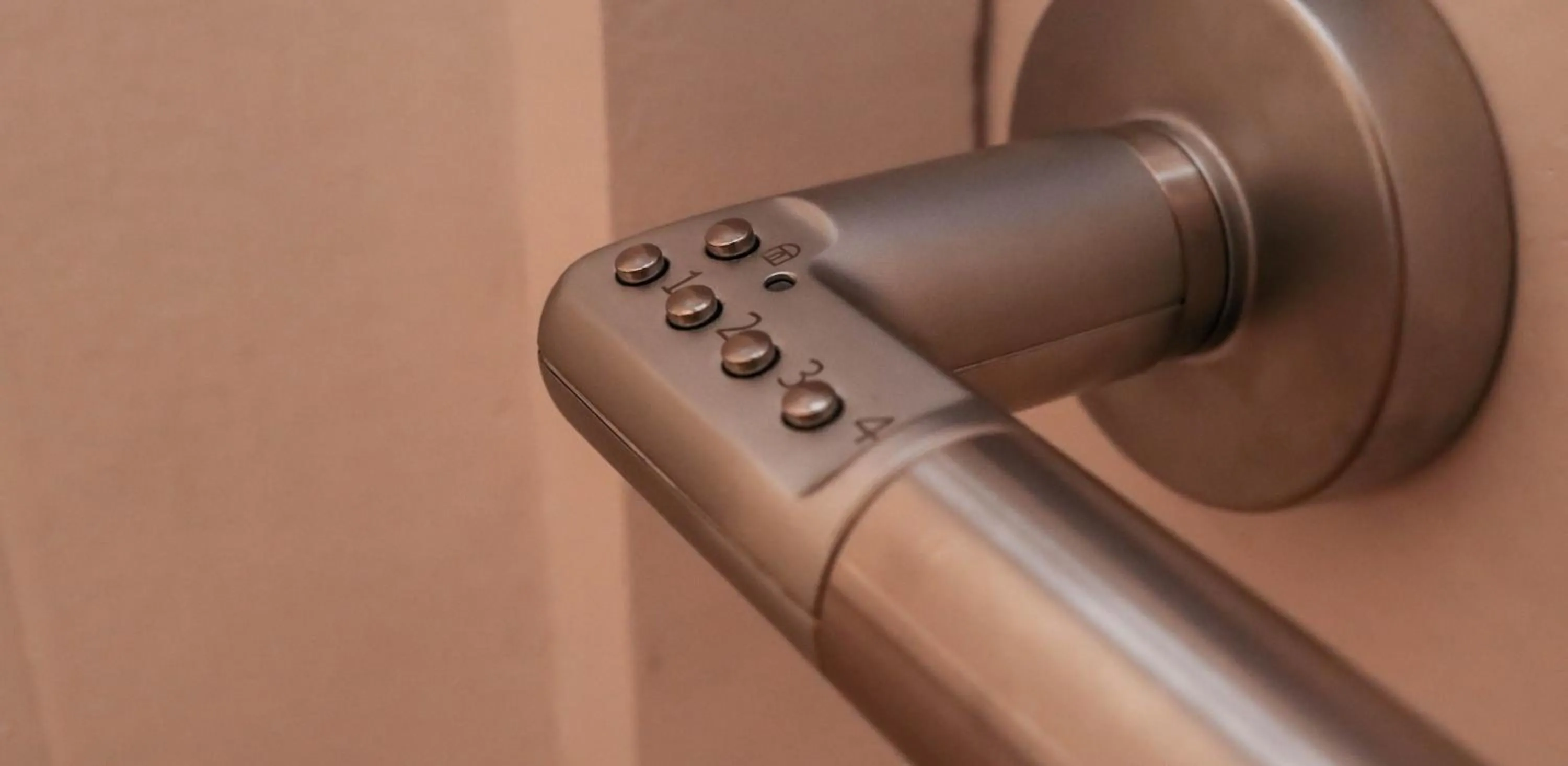 Property building in Edinburgh Castle Apartments