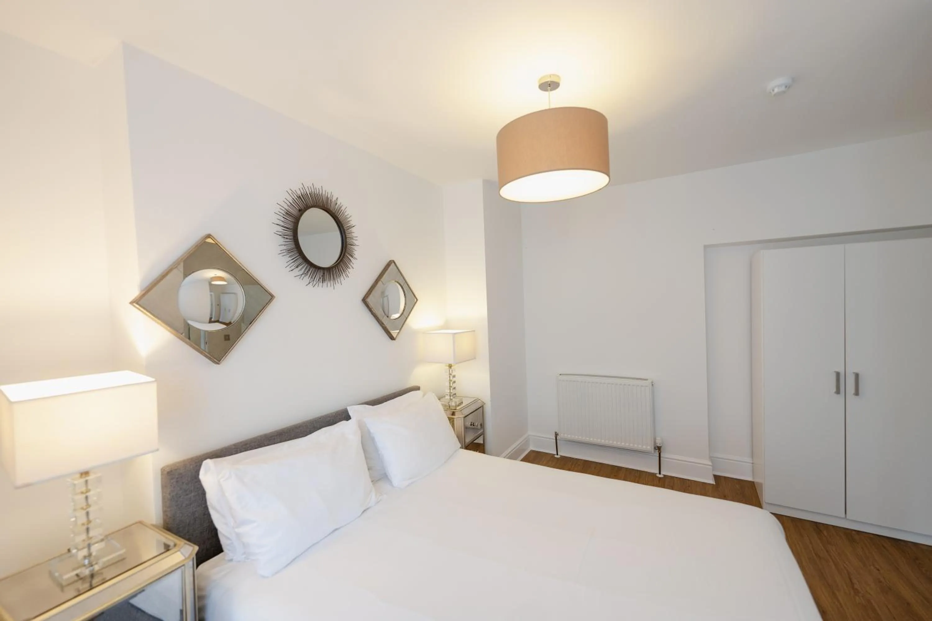 Bed in Edinburgh Castle Apartments