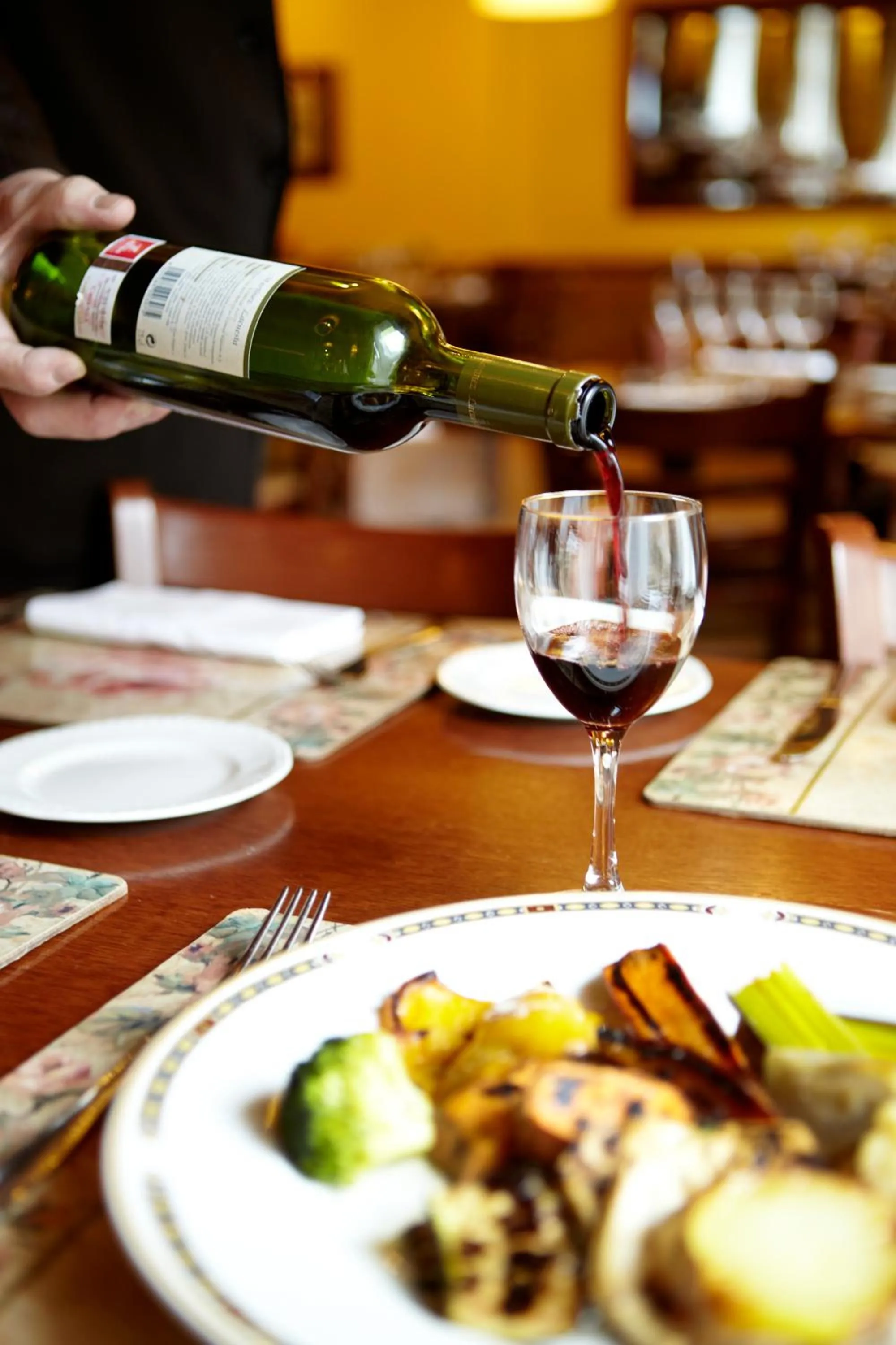 Restaurant/places to eat in Ski Plaza Hotel & Wellness