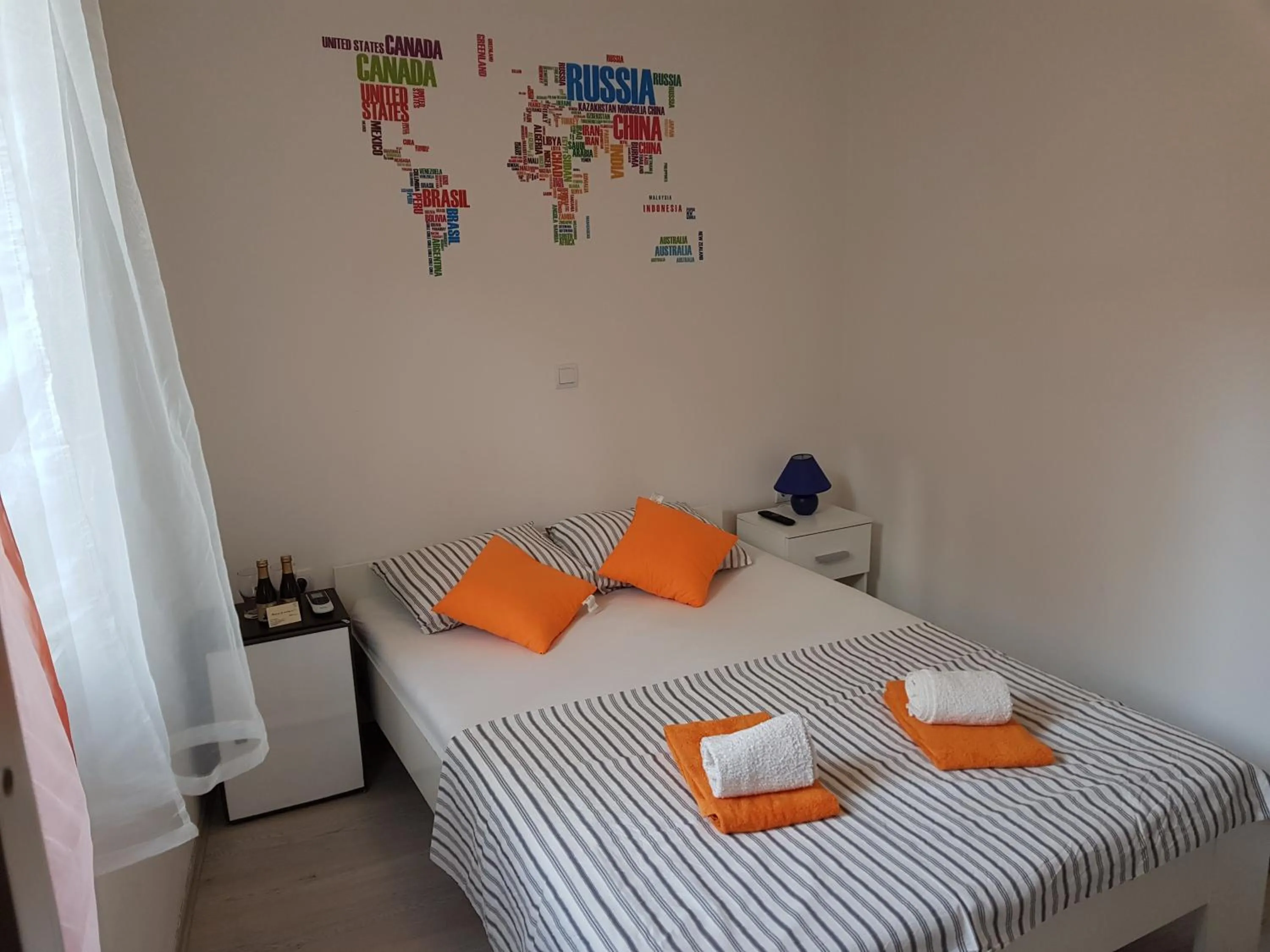 Bed in Micro Rooms