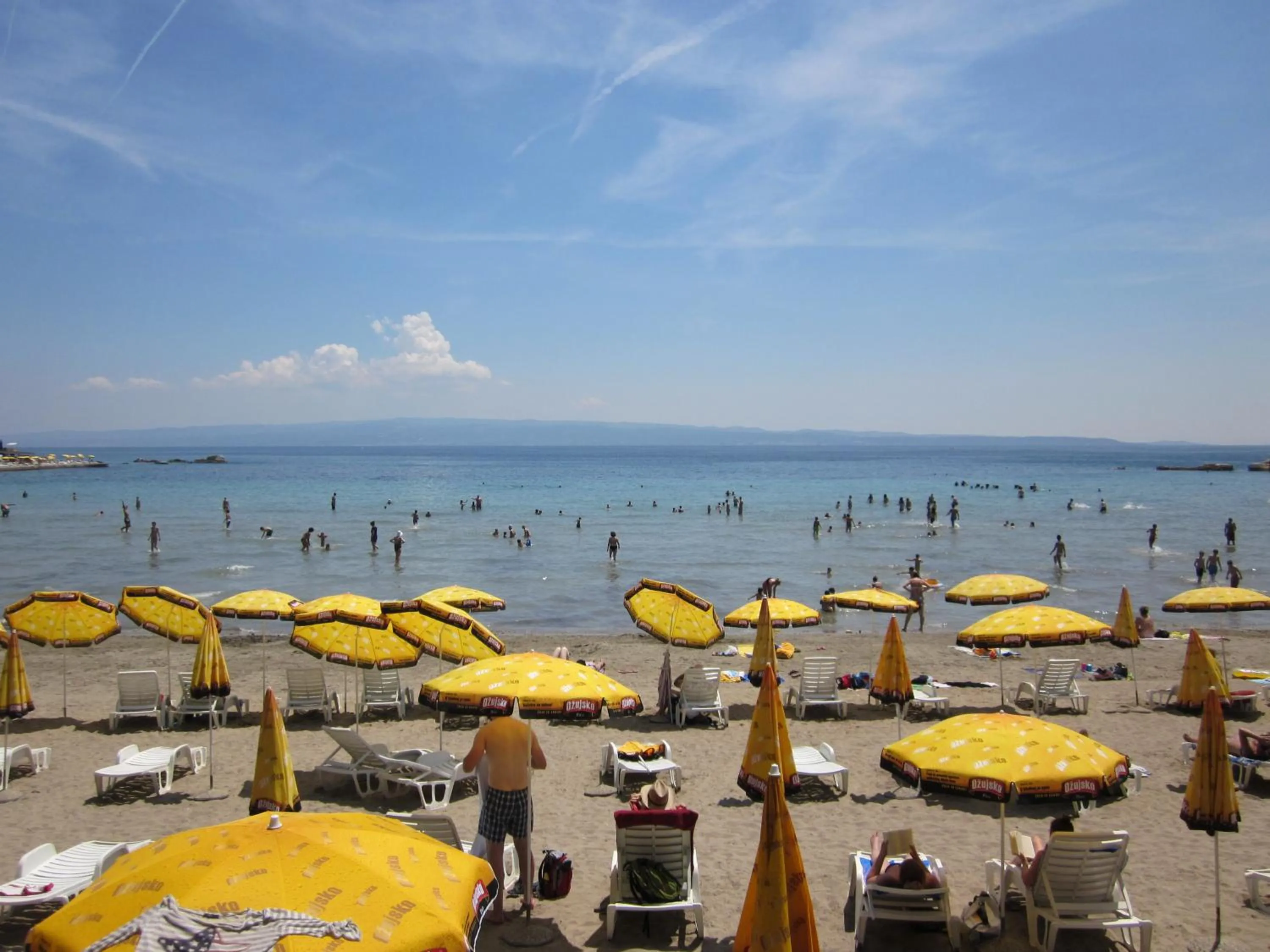 Beach in Apartment Sugar Flat