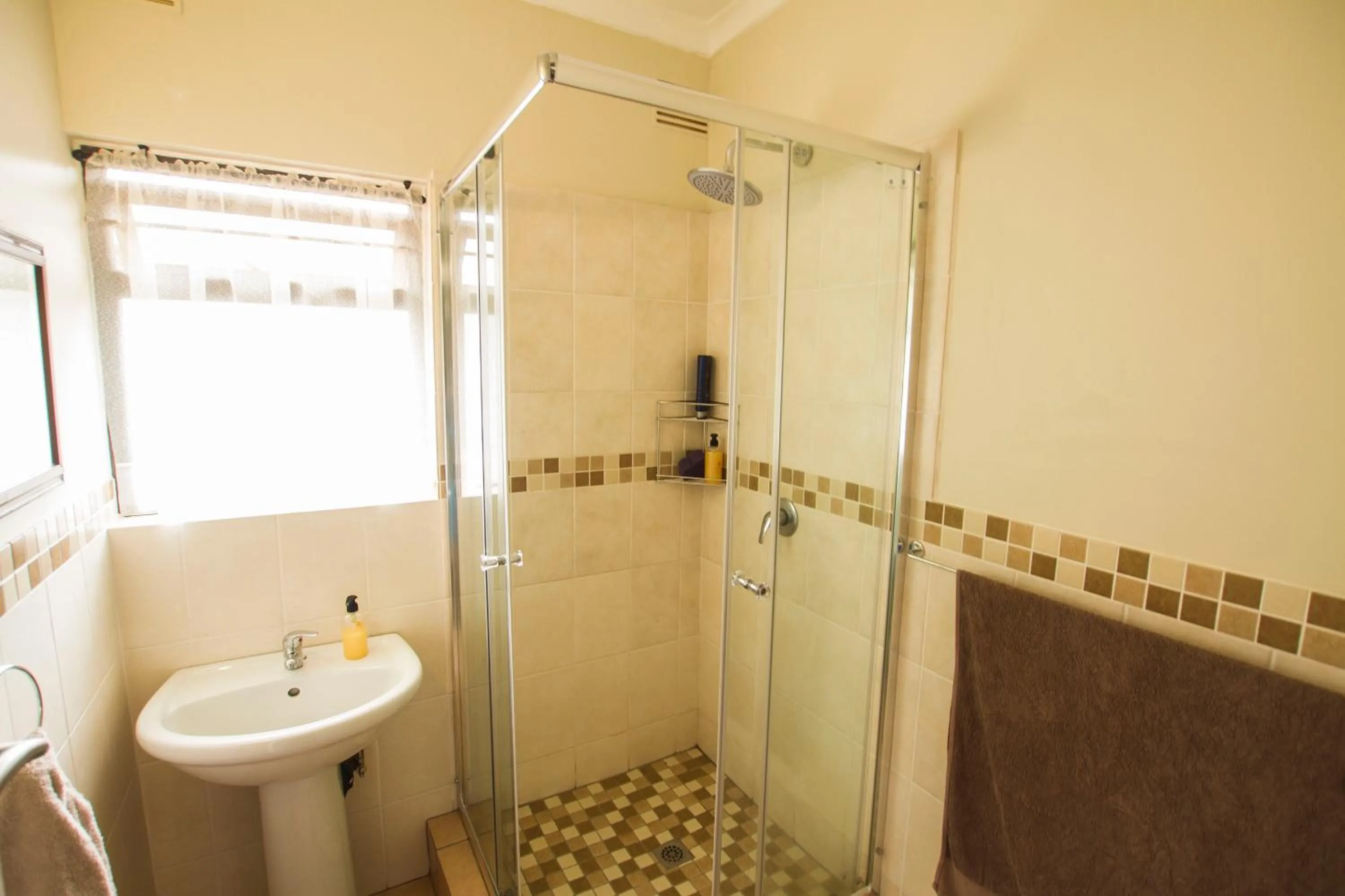 Bathroom in Eden Rose Manor B&B