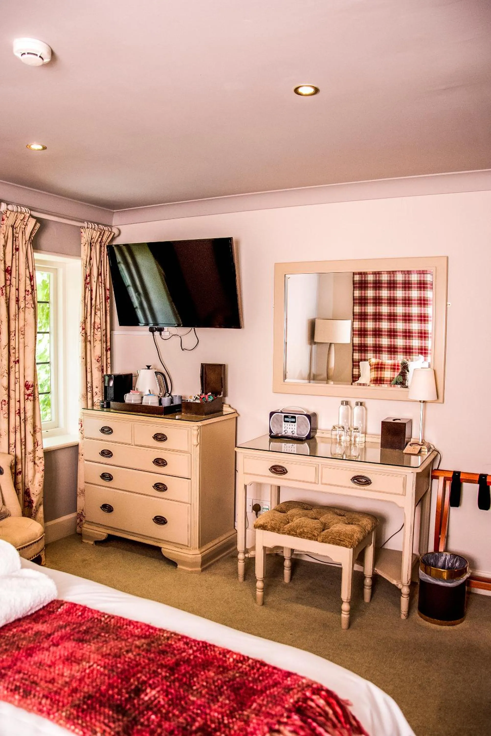 Bedroom, Bed in The Old Mill