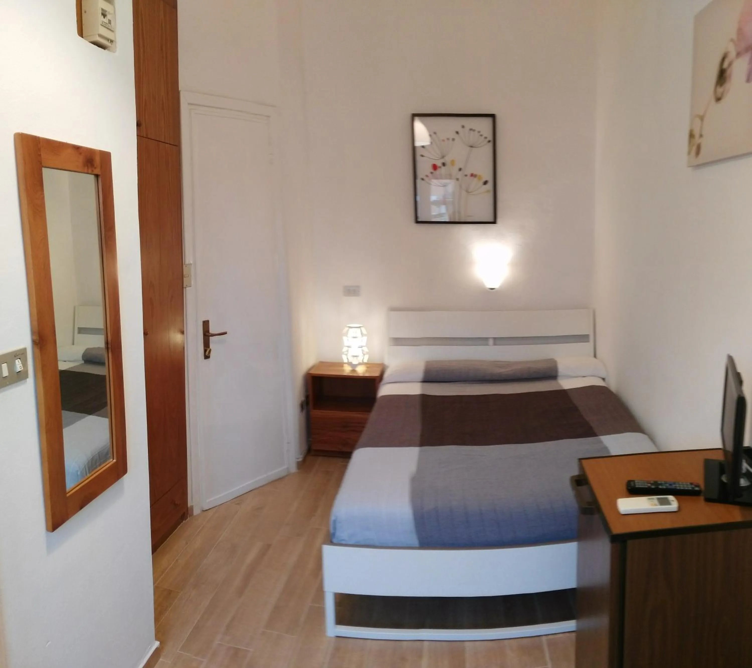 Photo of the whole room, Bed in Residence Hotel Vittoria