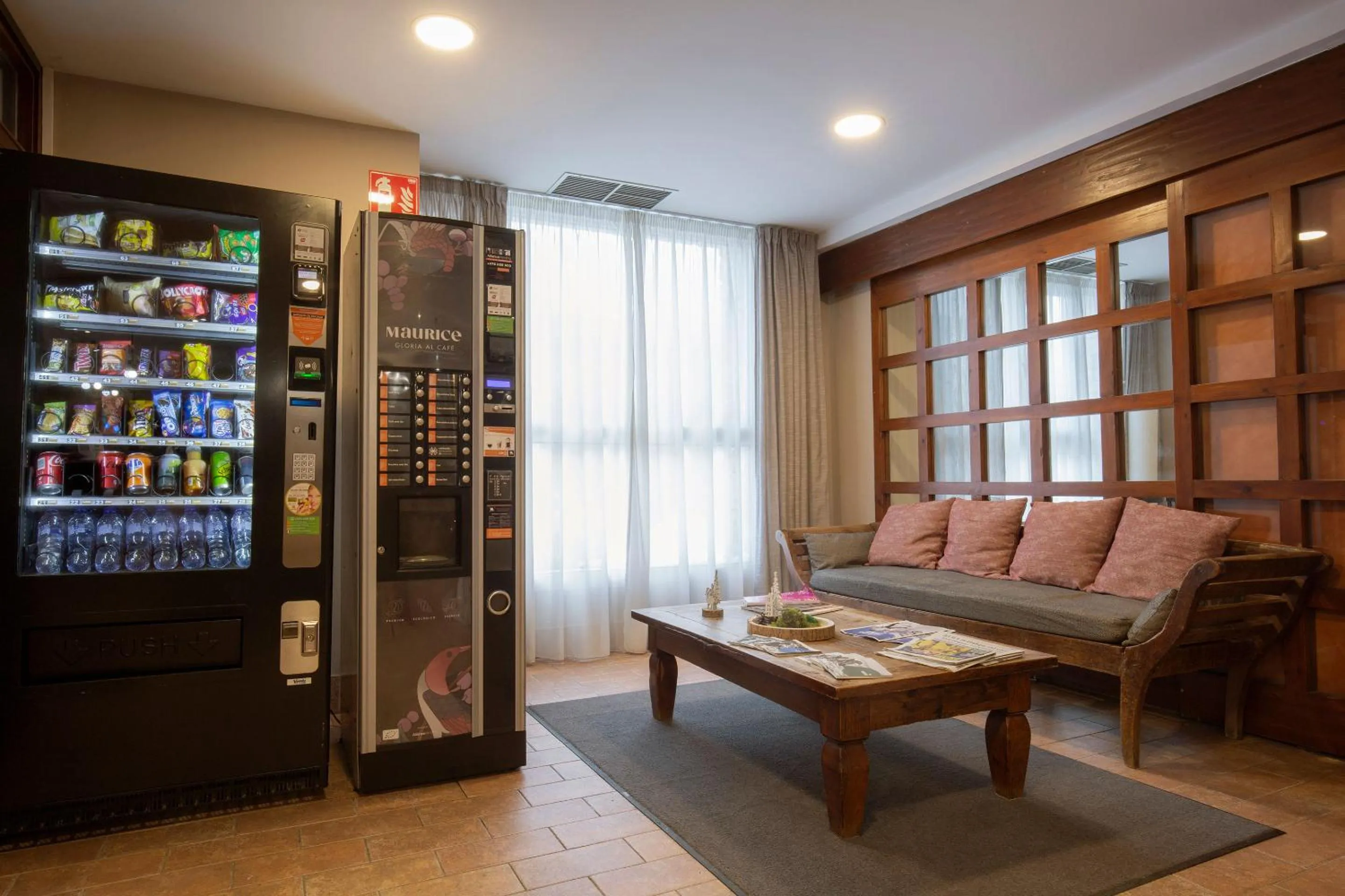 Living room in Hotel Grand Pas by Nexta