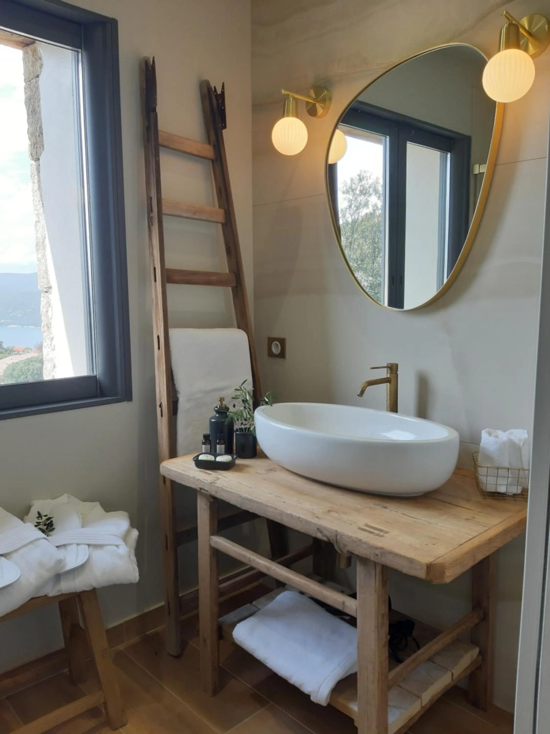 Bathroom in U Castellu, l' hôtel particulier