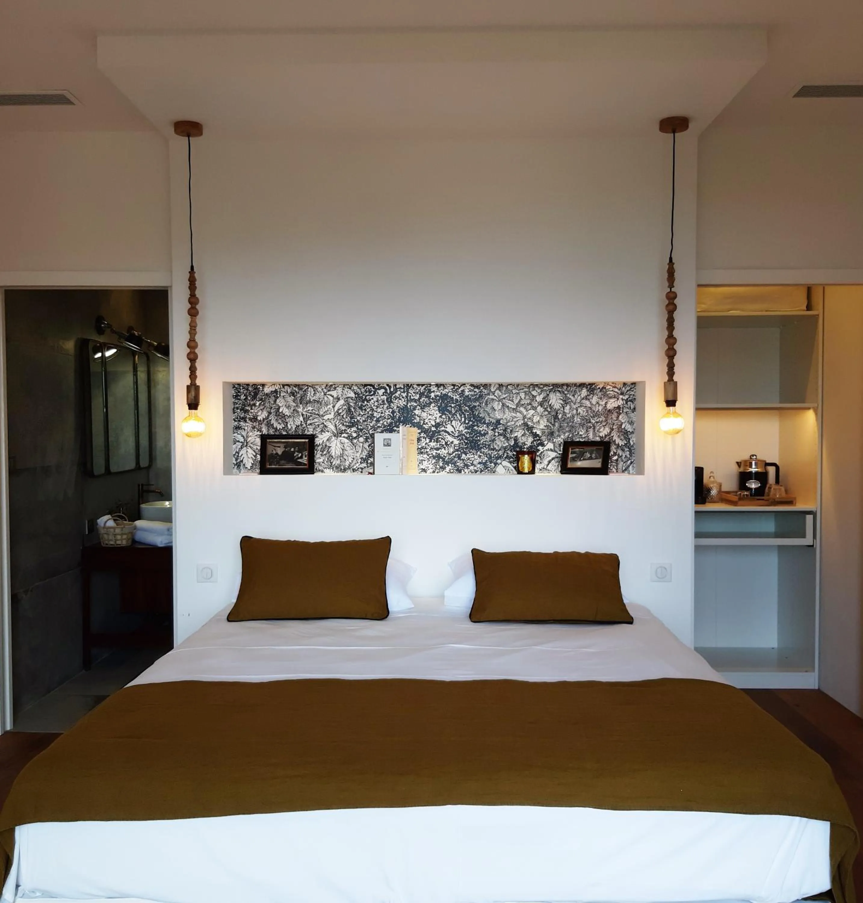 Photo of the whole room, Bed in U Castellu, l' hôtel particulier