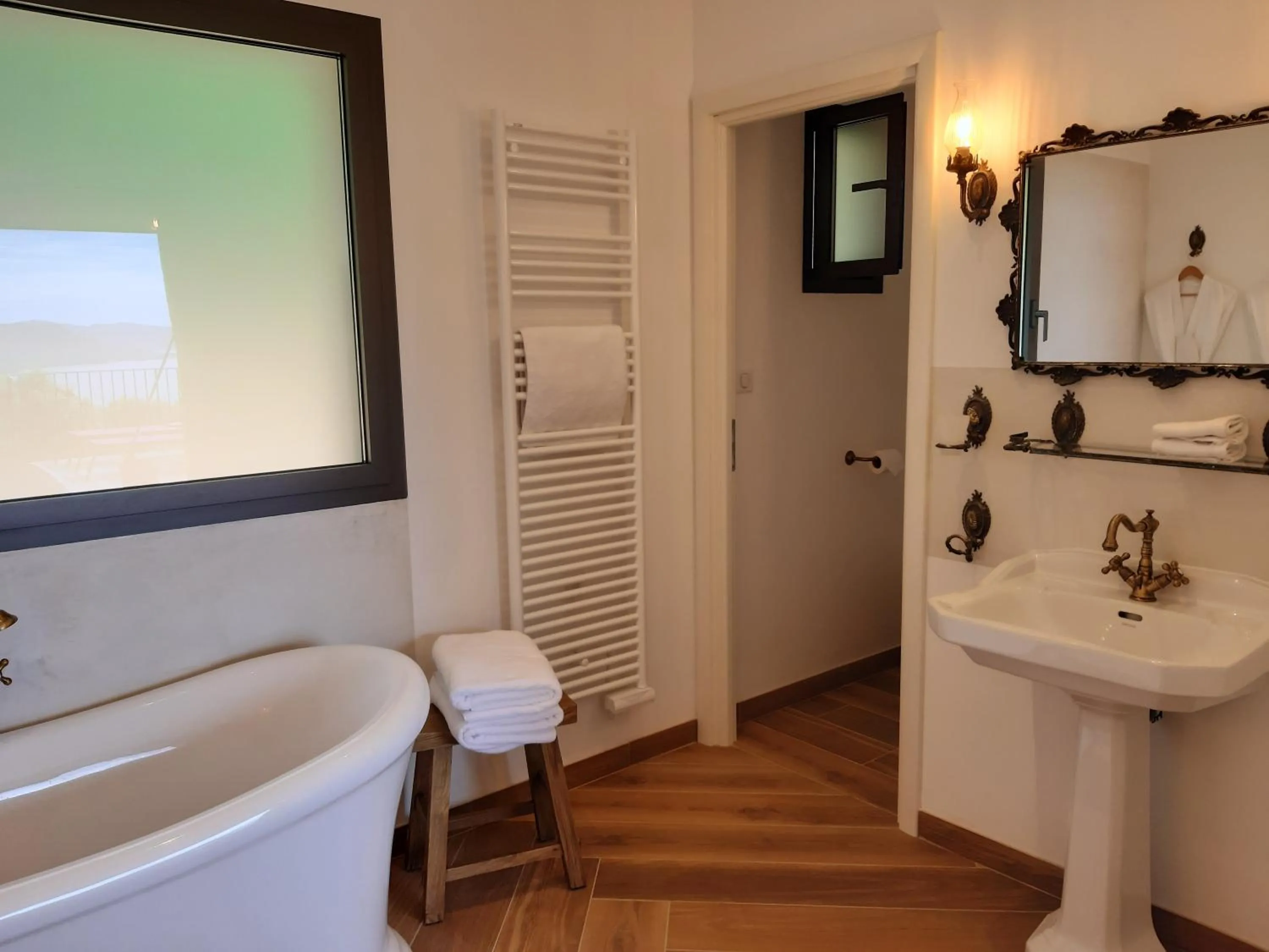 Bathroom in U Castellu, l' hôtel particulier