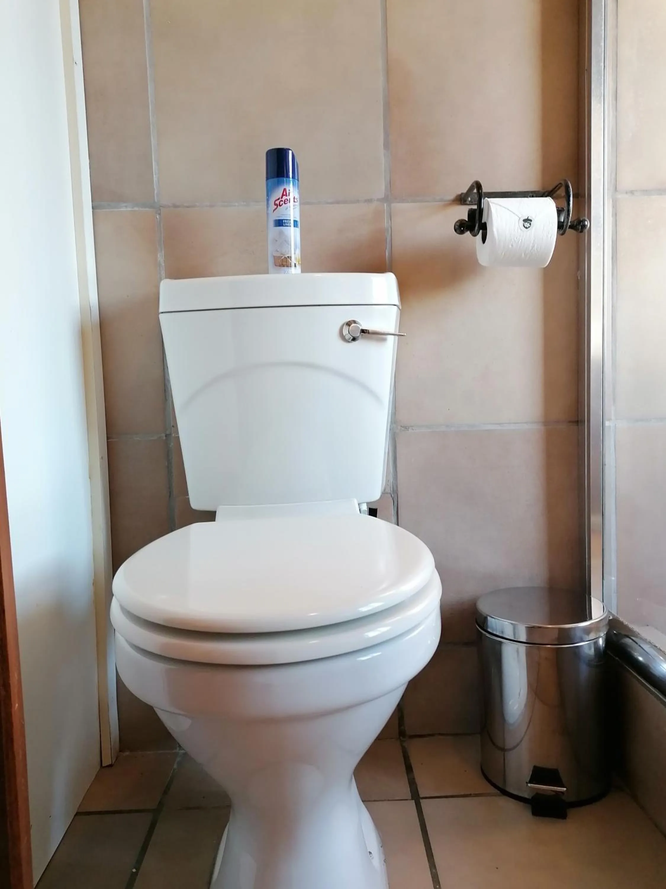 Toilet in De Akker Guest House