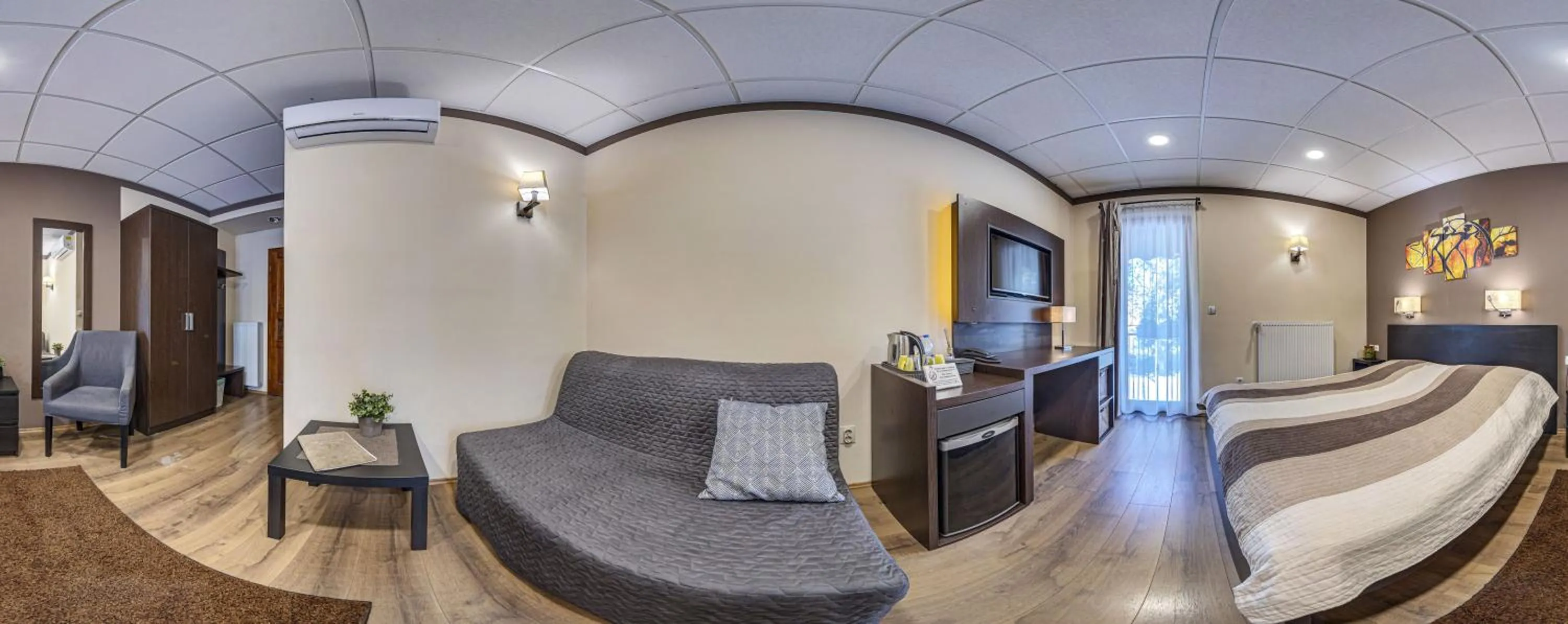 Bed in Napraforgó Wellness Ház és Panzió