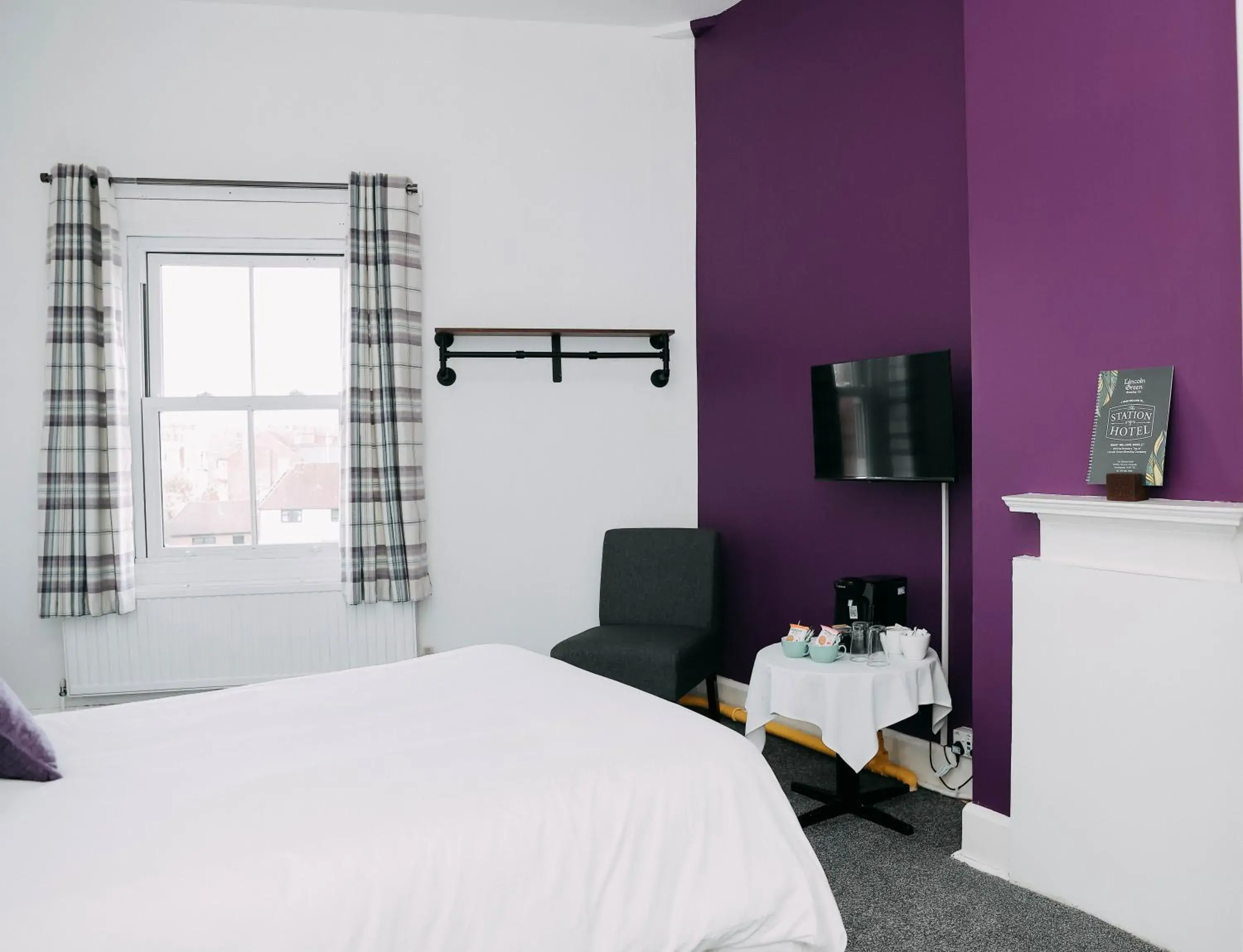 Bed in Station Hotel Bed in Station Hotel