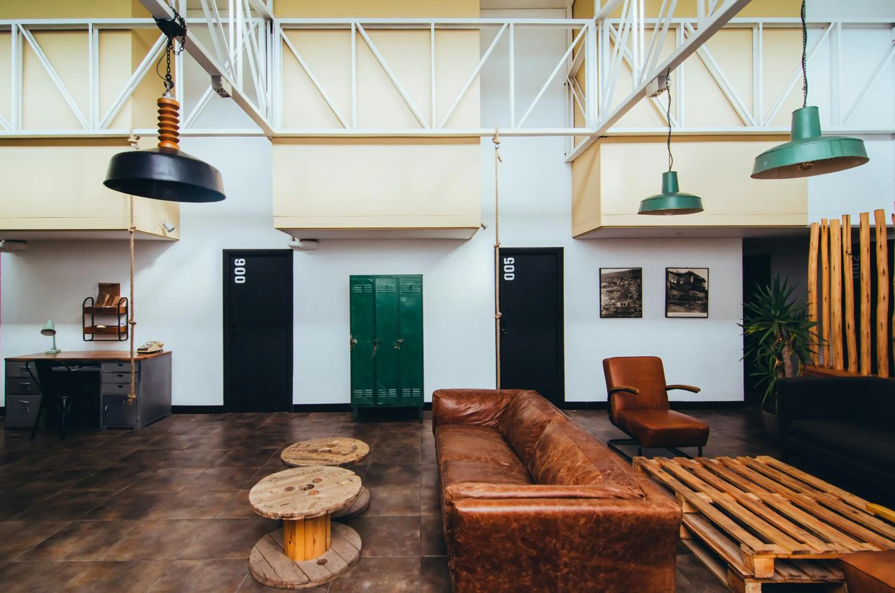 Lobby or reception in La Joya Hostel