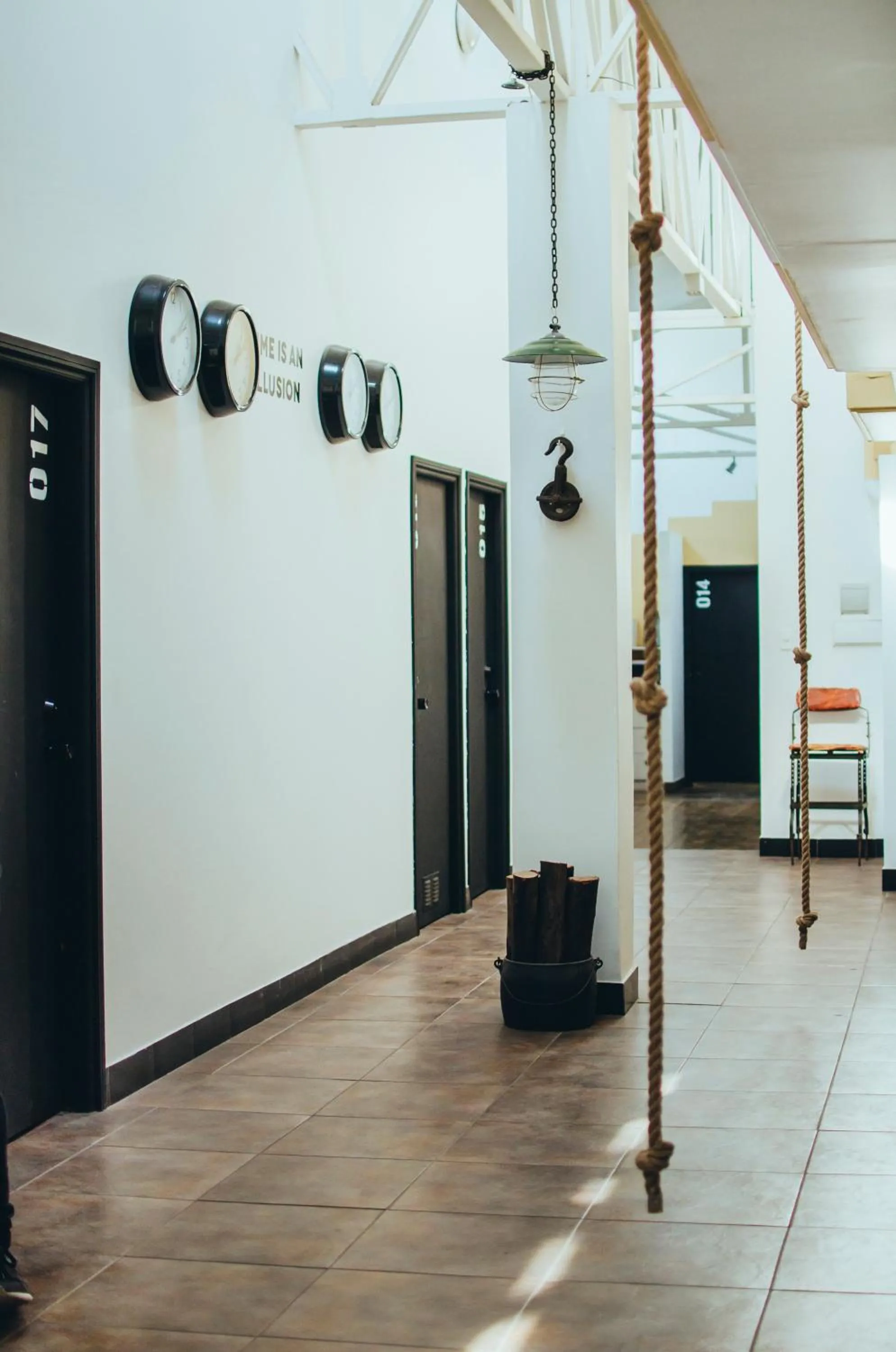 Area and facilities in La Joya Hostel