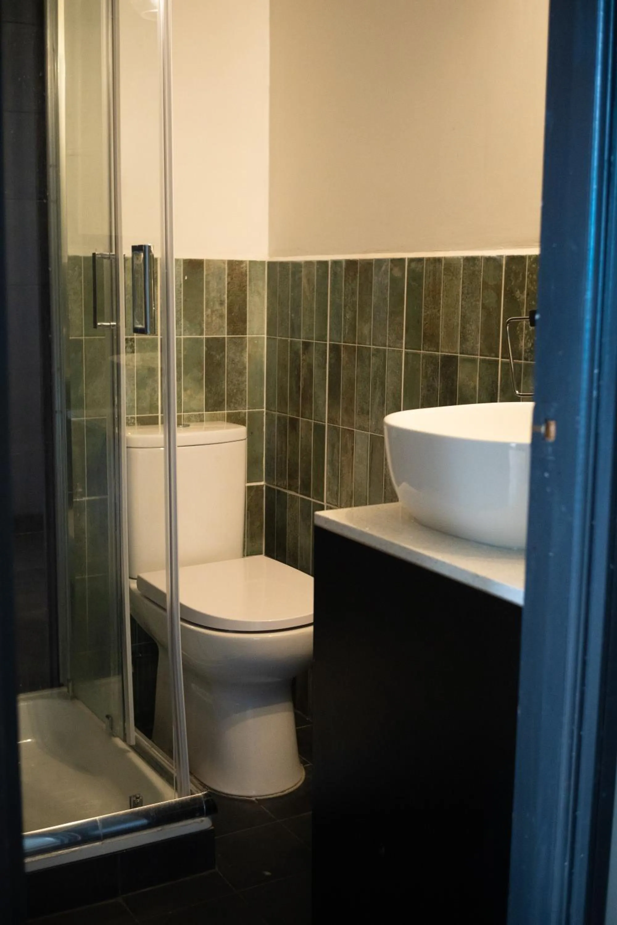 Shower in La Joya Hostel