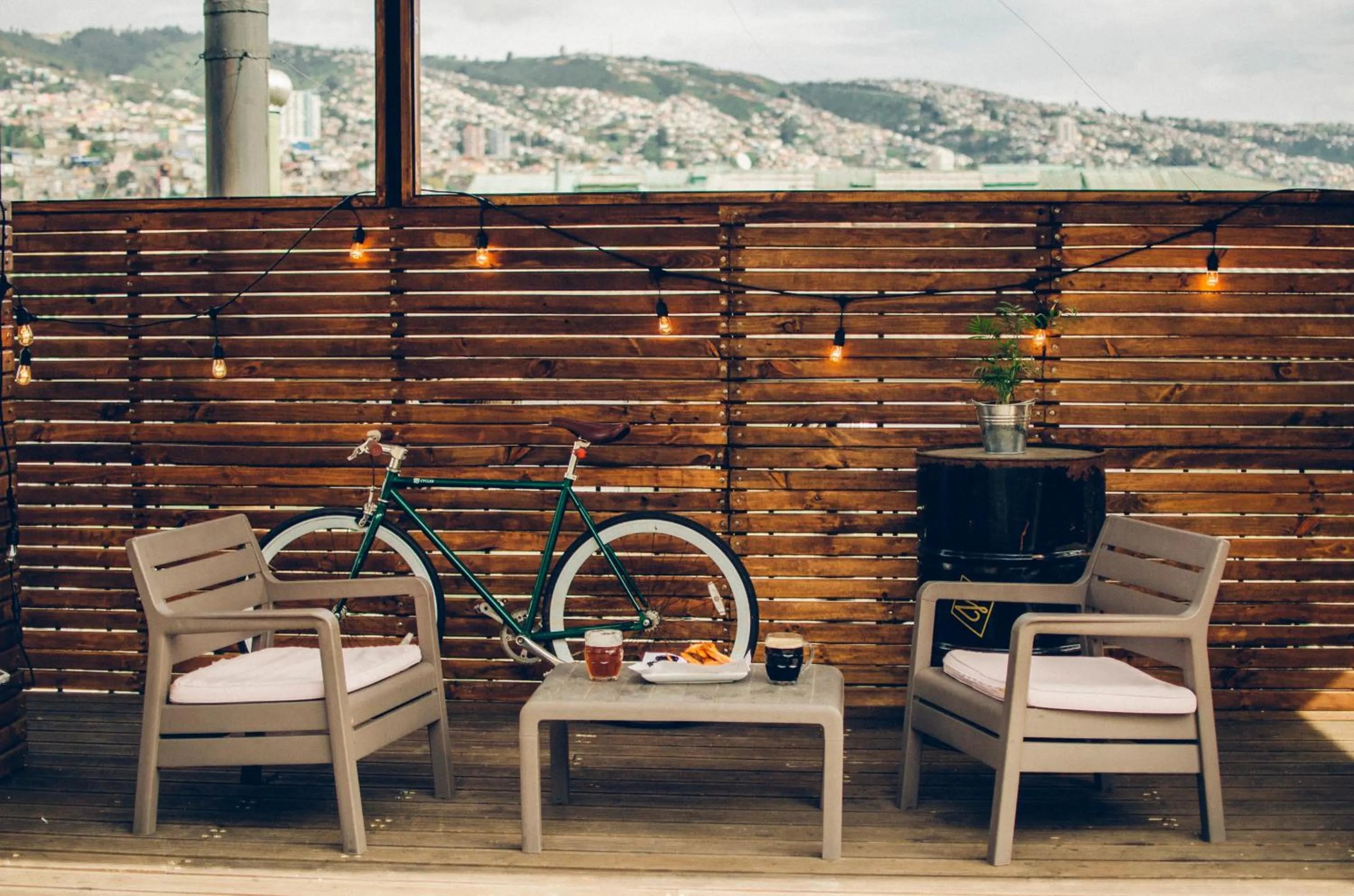 BBQ facilities in La Joya Hostel