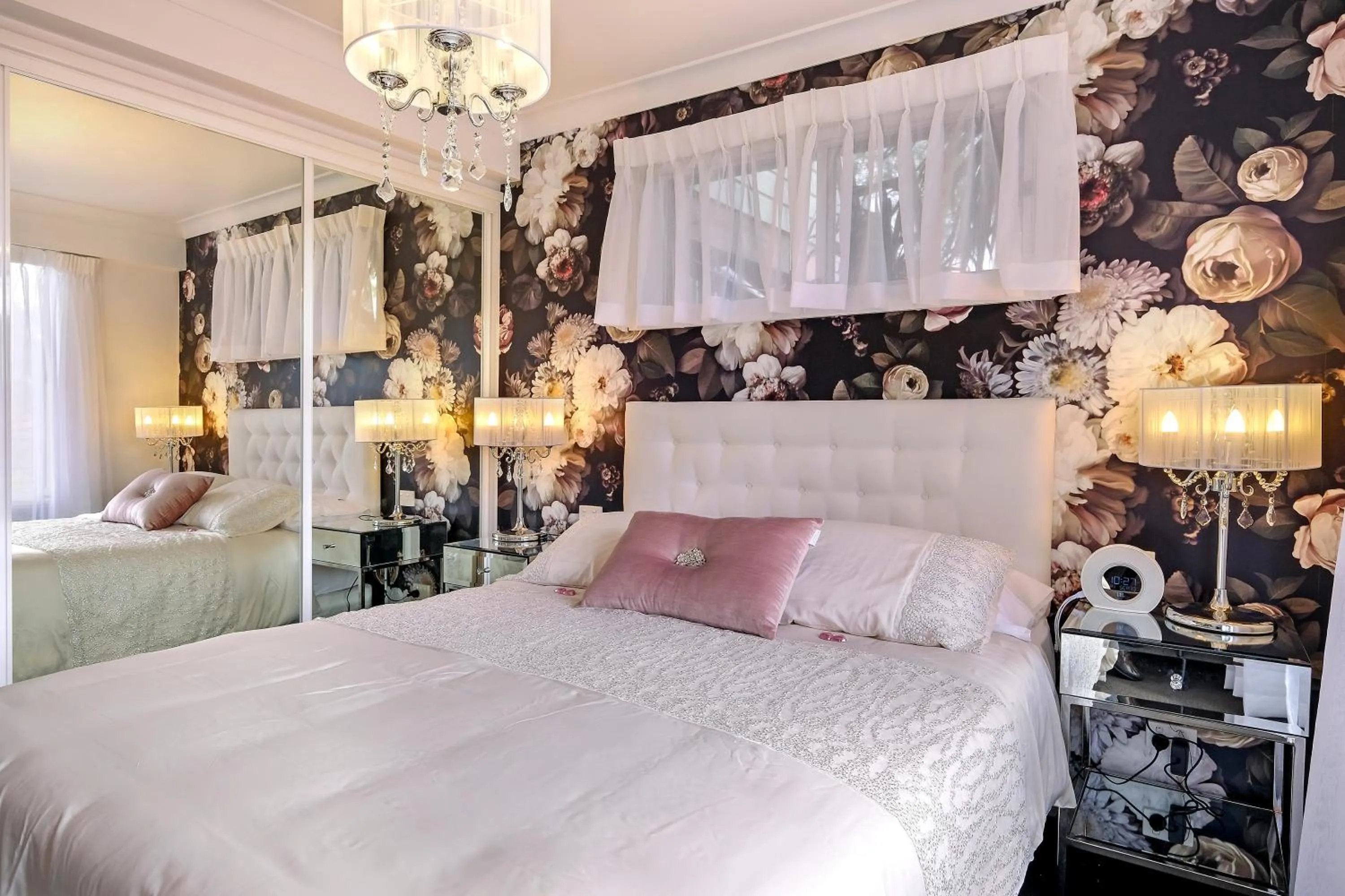 Bed in Valley View Bed and Breakfast