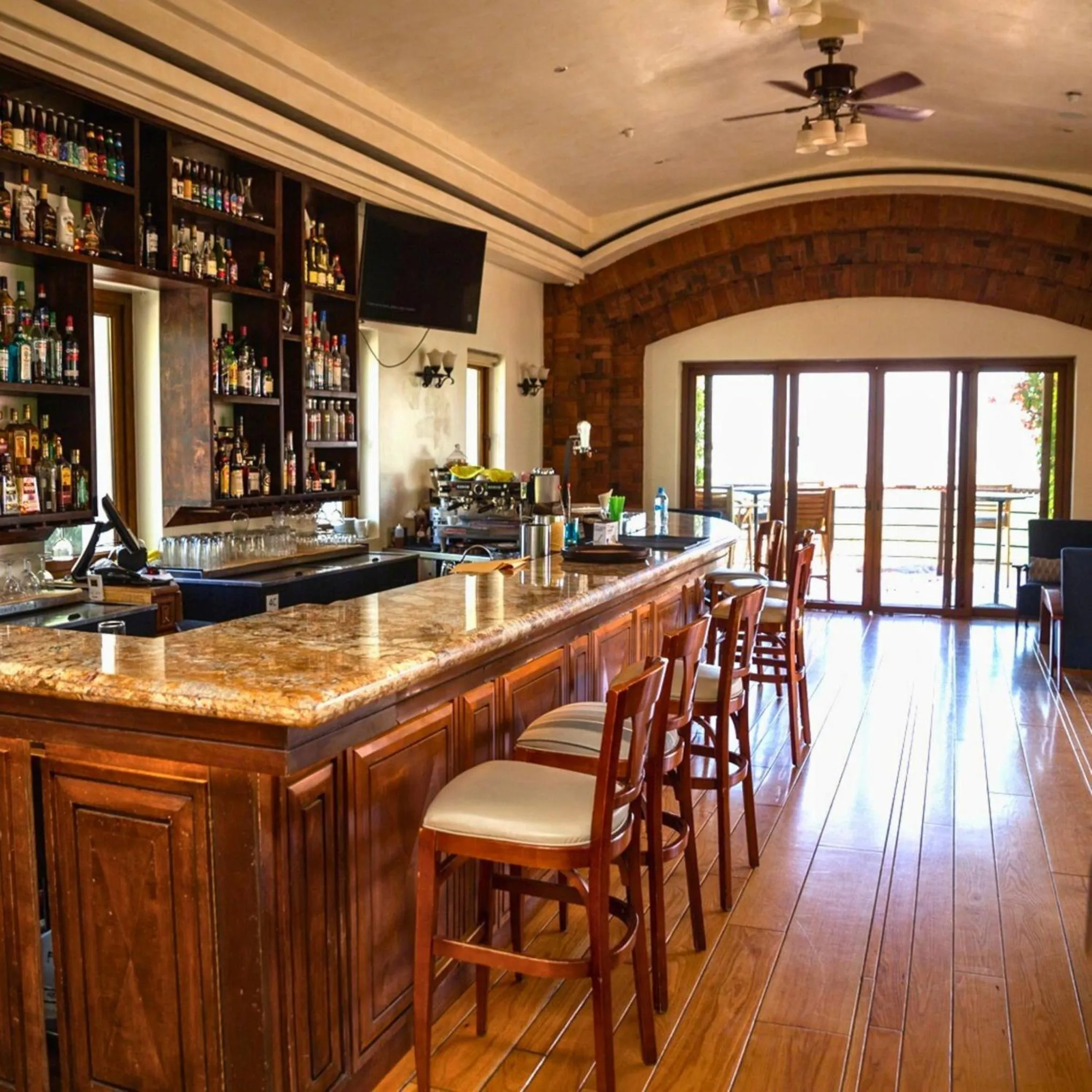 Restaurant/places to eat in Santuario Diegueño